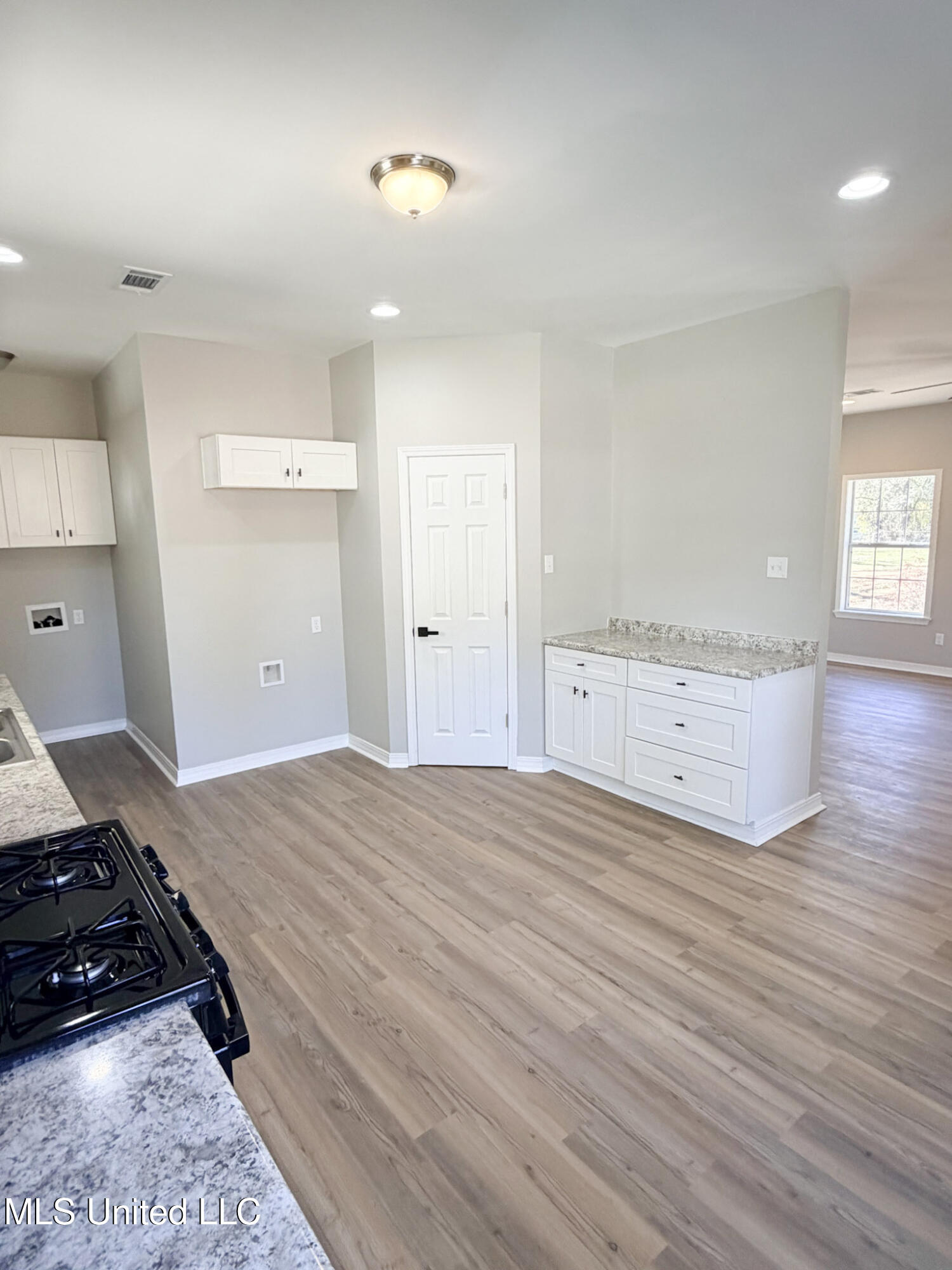 2856 E Mississippi 184 Property Photo 4