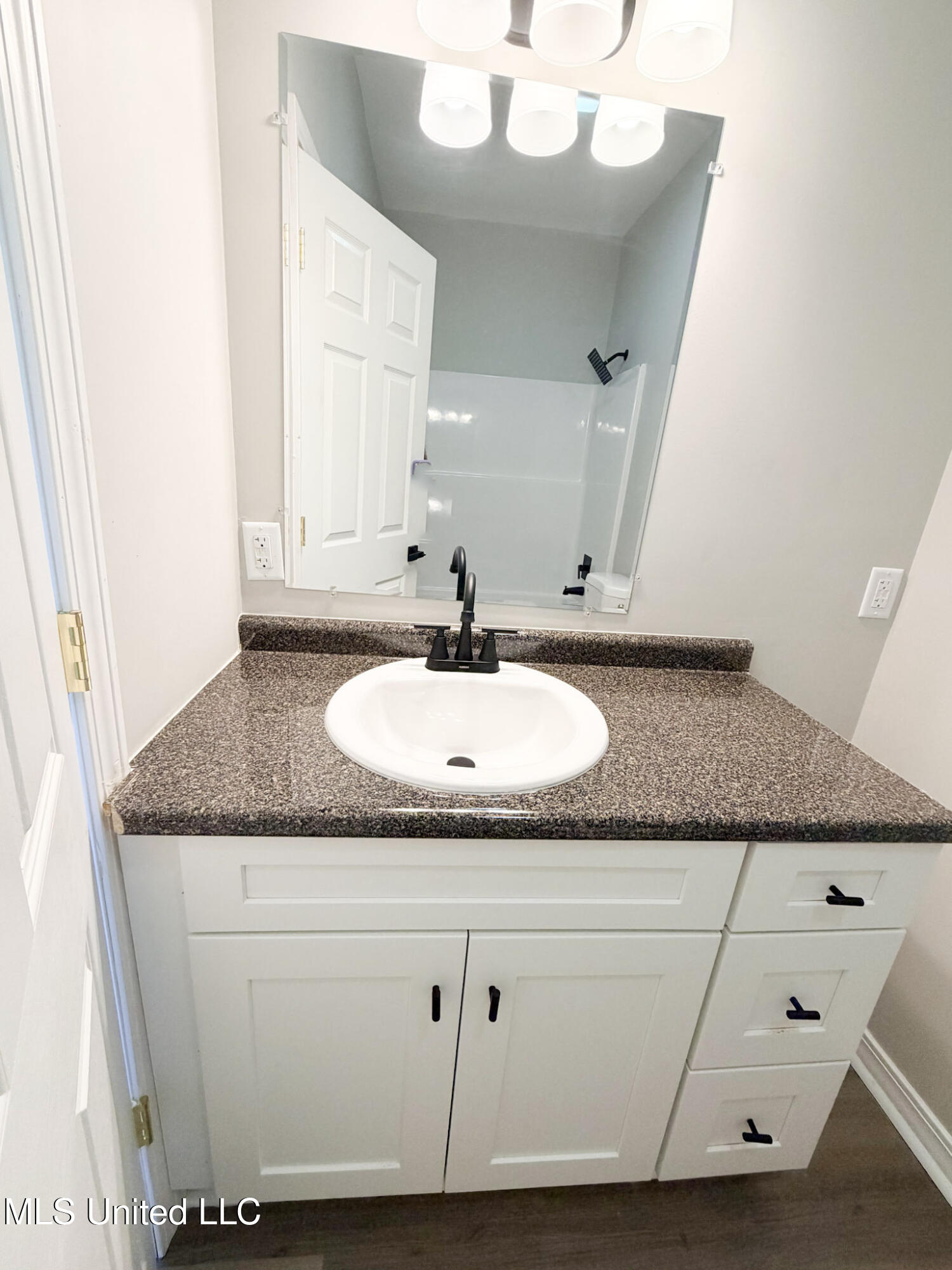 2856 E Mississippi 184 Property Photo 21