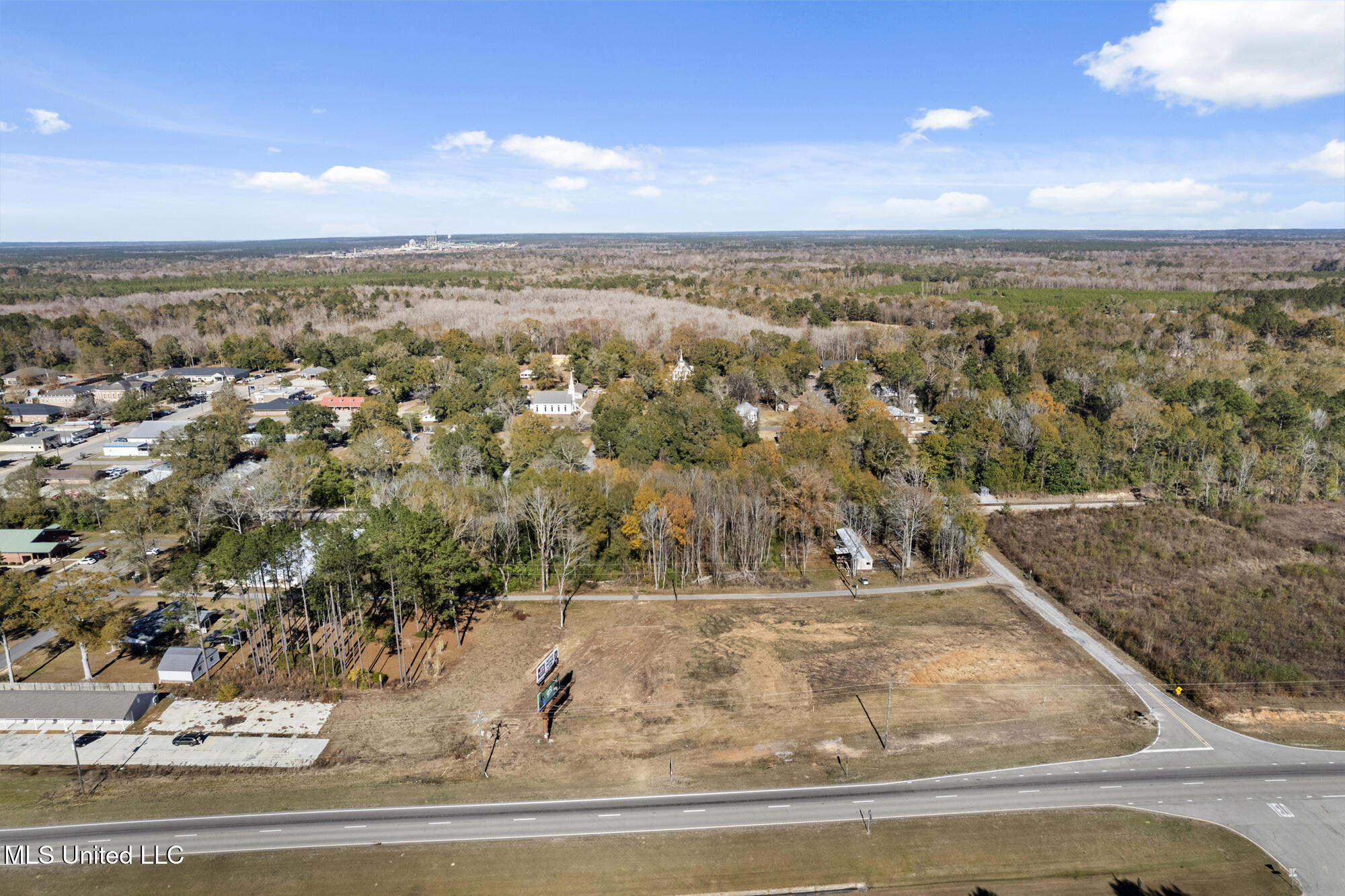 Us-98 Property Photo 3