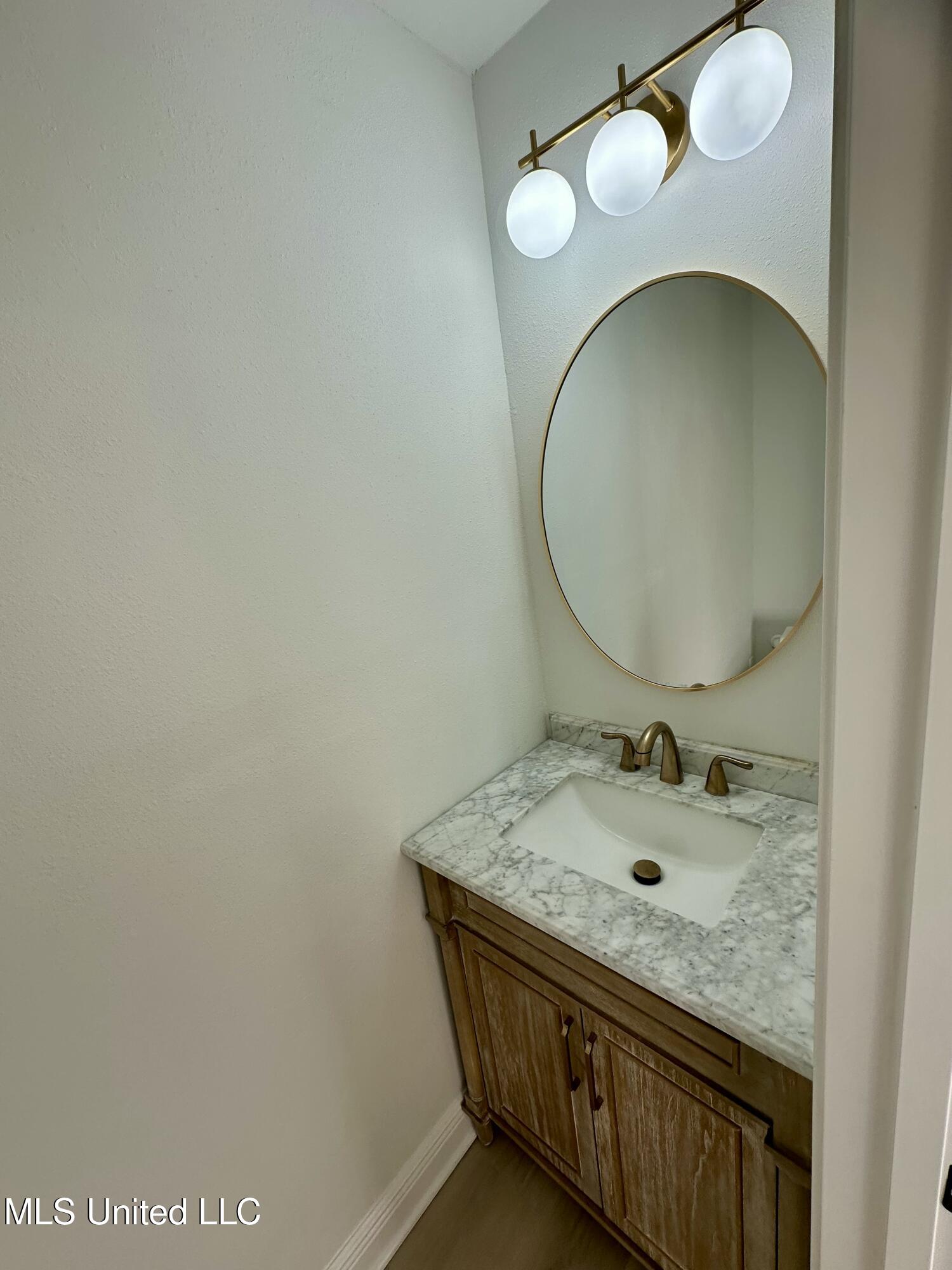 305 W Westview Drive Property Photo 25