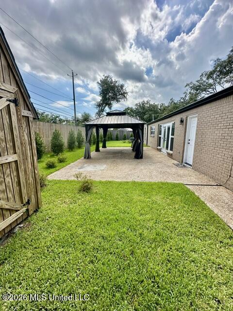 305 W Westview Drive Property Photo 32