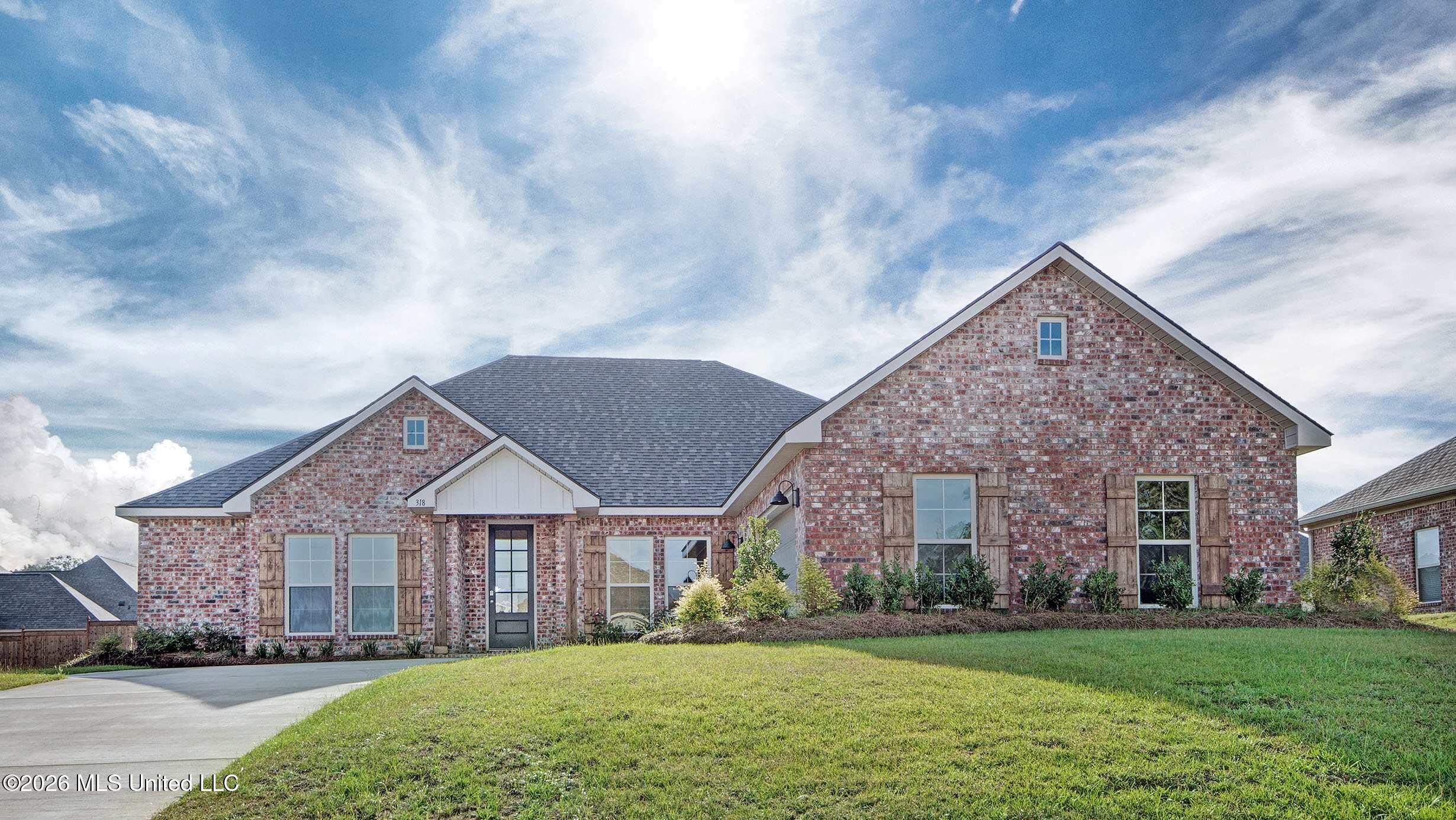 318 Cornerstone Crossing Property Photo 1