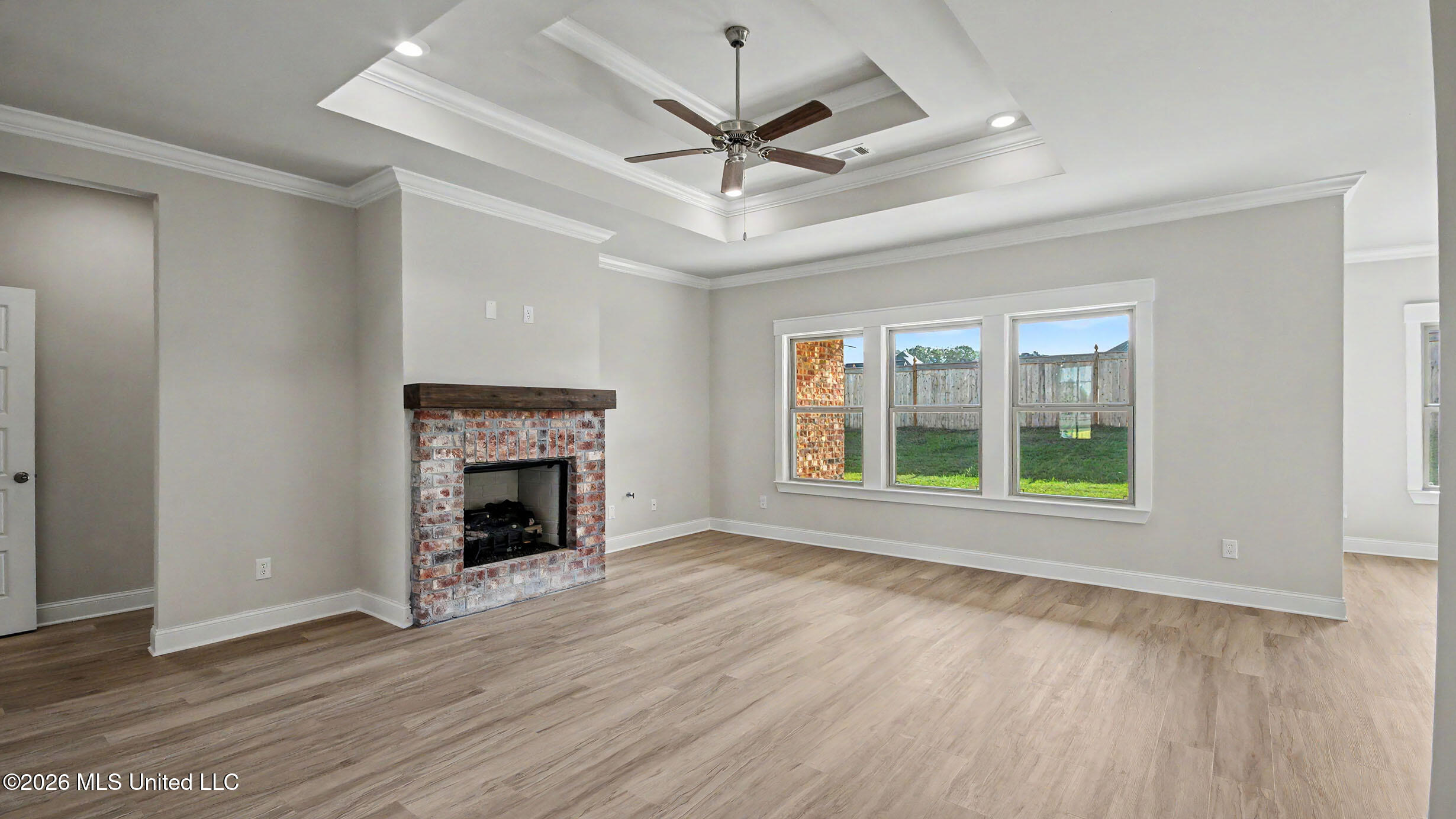 318 Cornerstone Crossing Property Photo 14