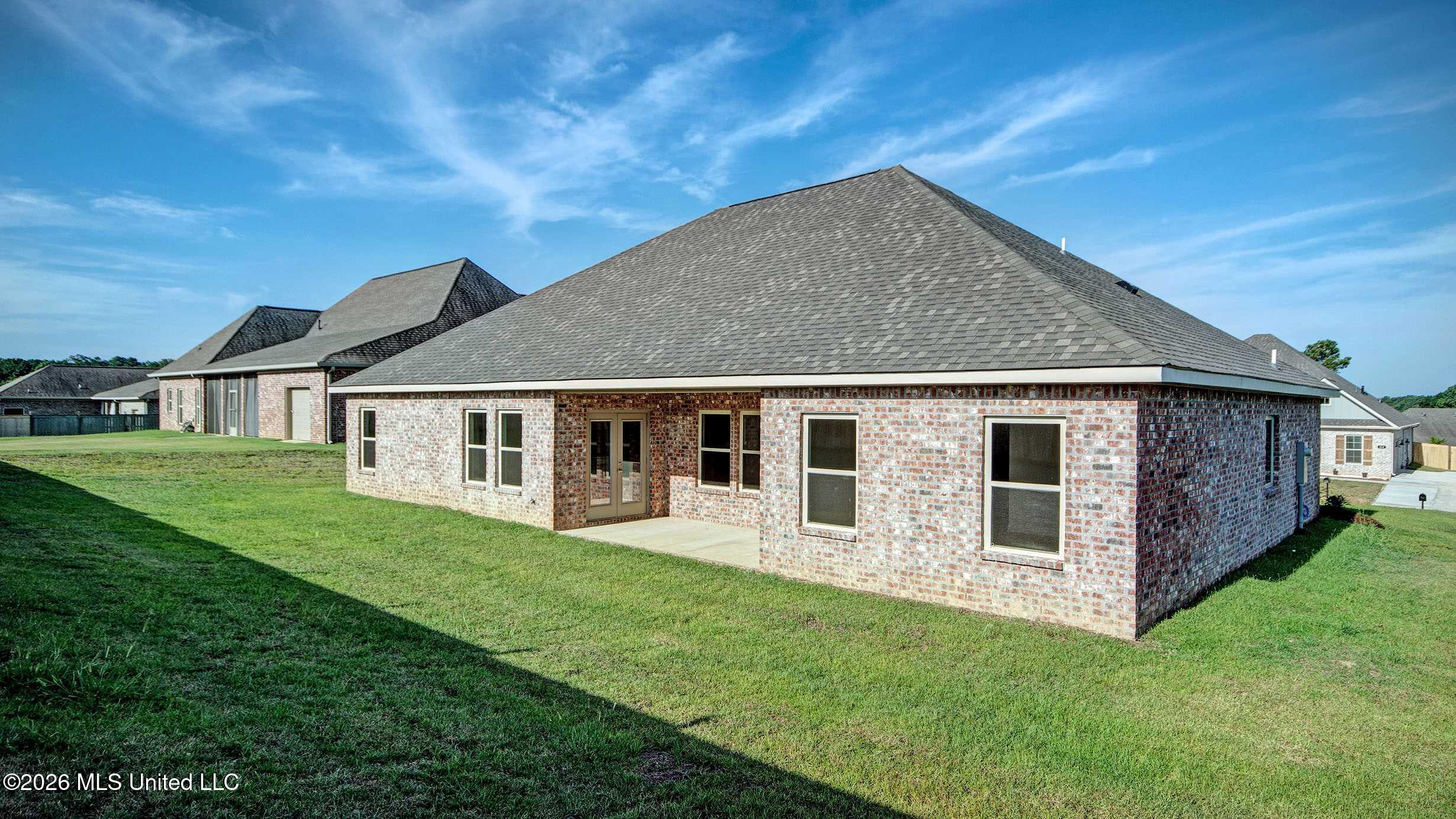 318 Cornerstone Crossing Property Photo 34