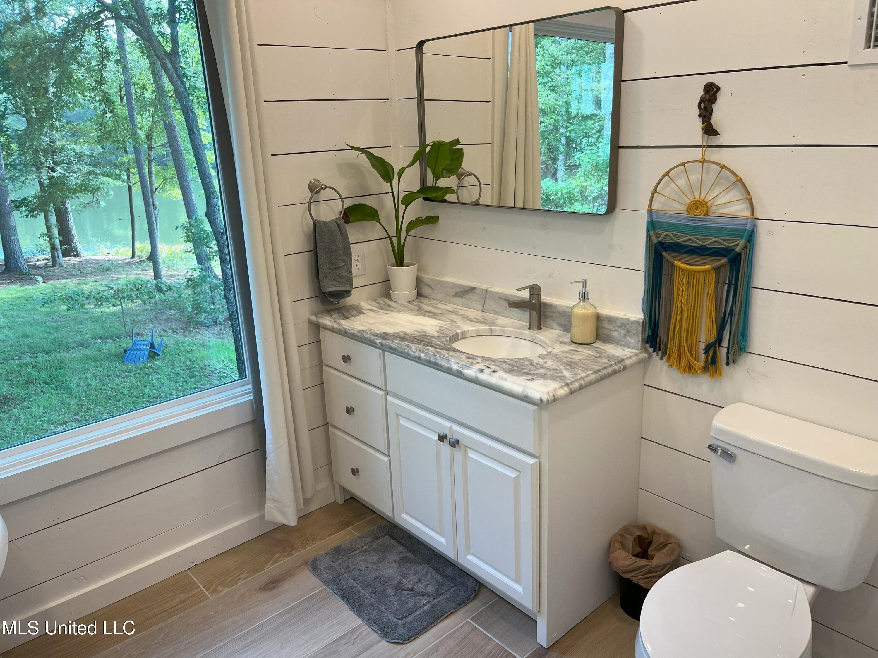 111 County Road Property Photo 28