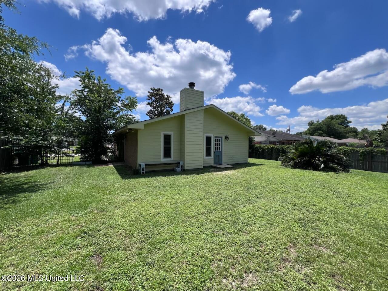 2213 North Street Property Photo 33
