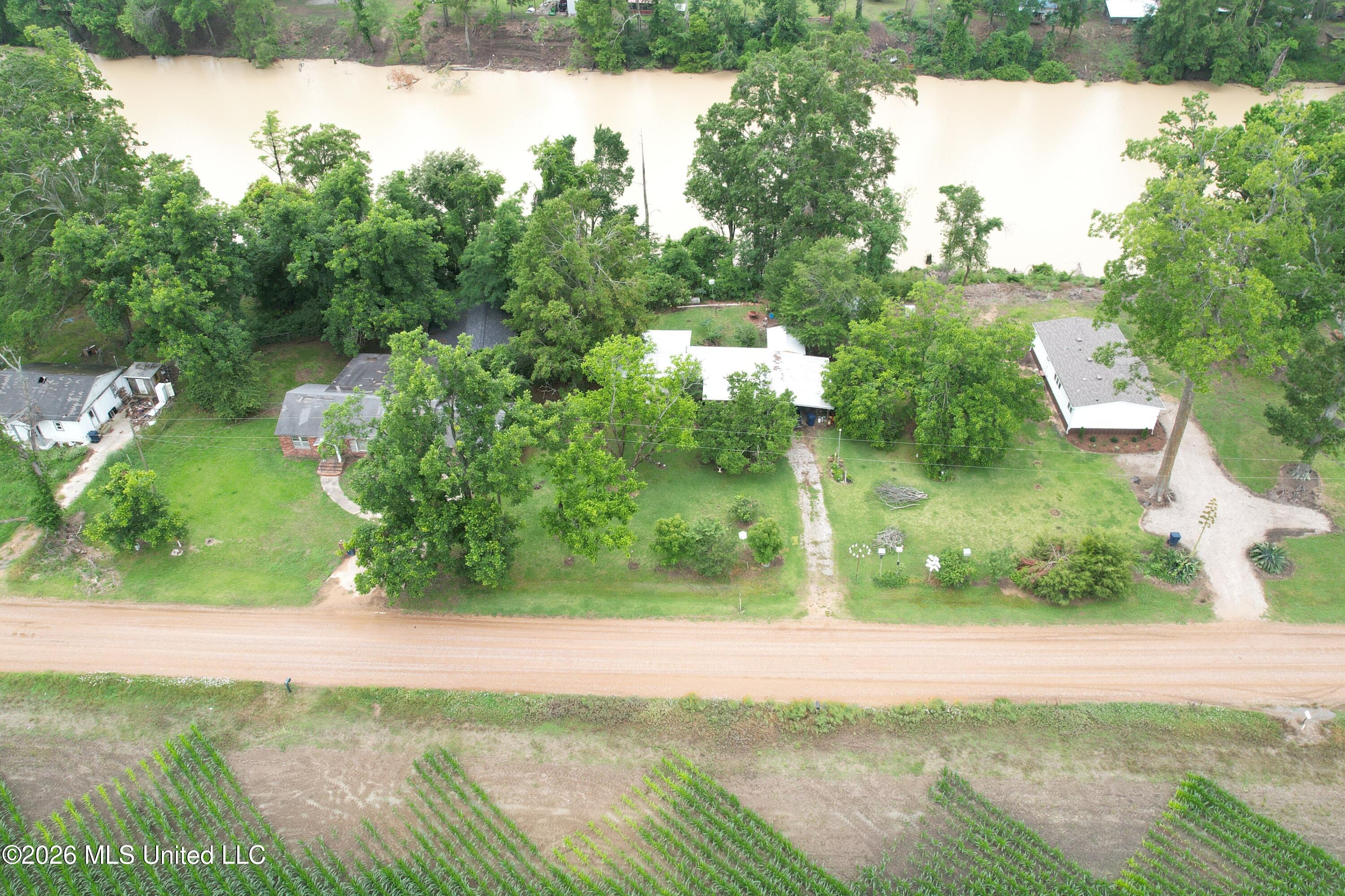 979 E Bear Lake Road Property Photo 9