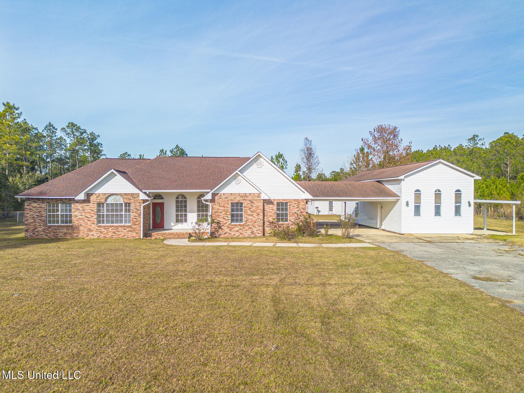 5551 Carter Road Property Photo 1