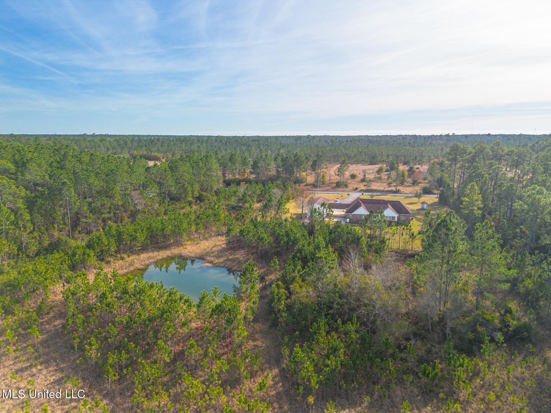 5551 Carter Road Property Photo 7