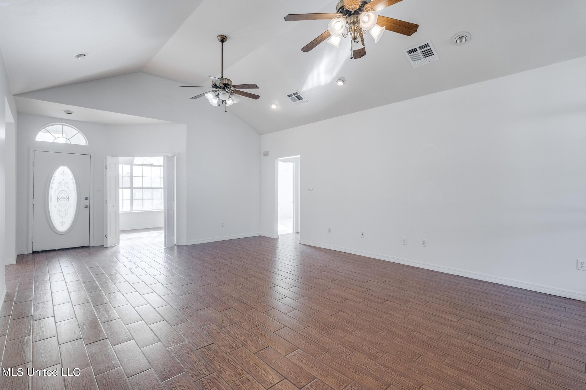 5551 Carter Road Property Photo 10