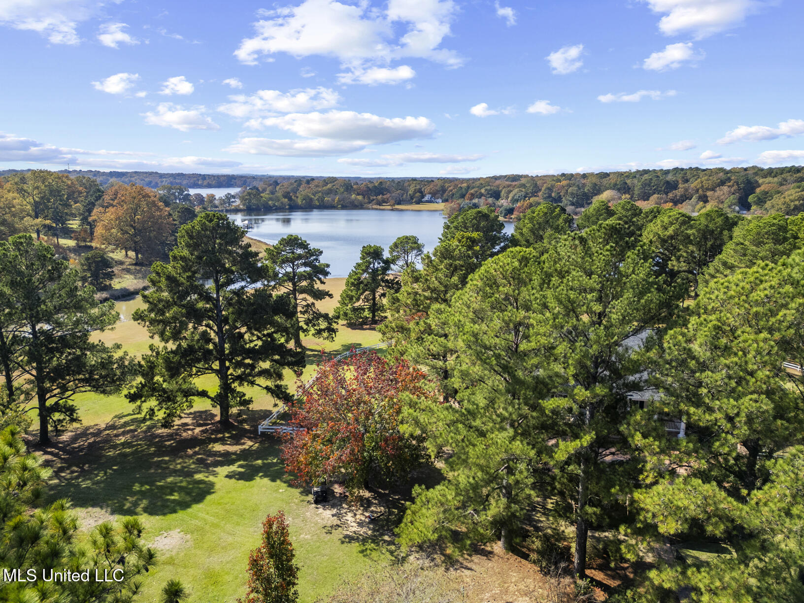 1039 Cedar Hill Road Property Photo 1
