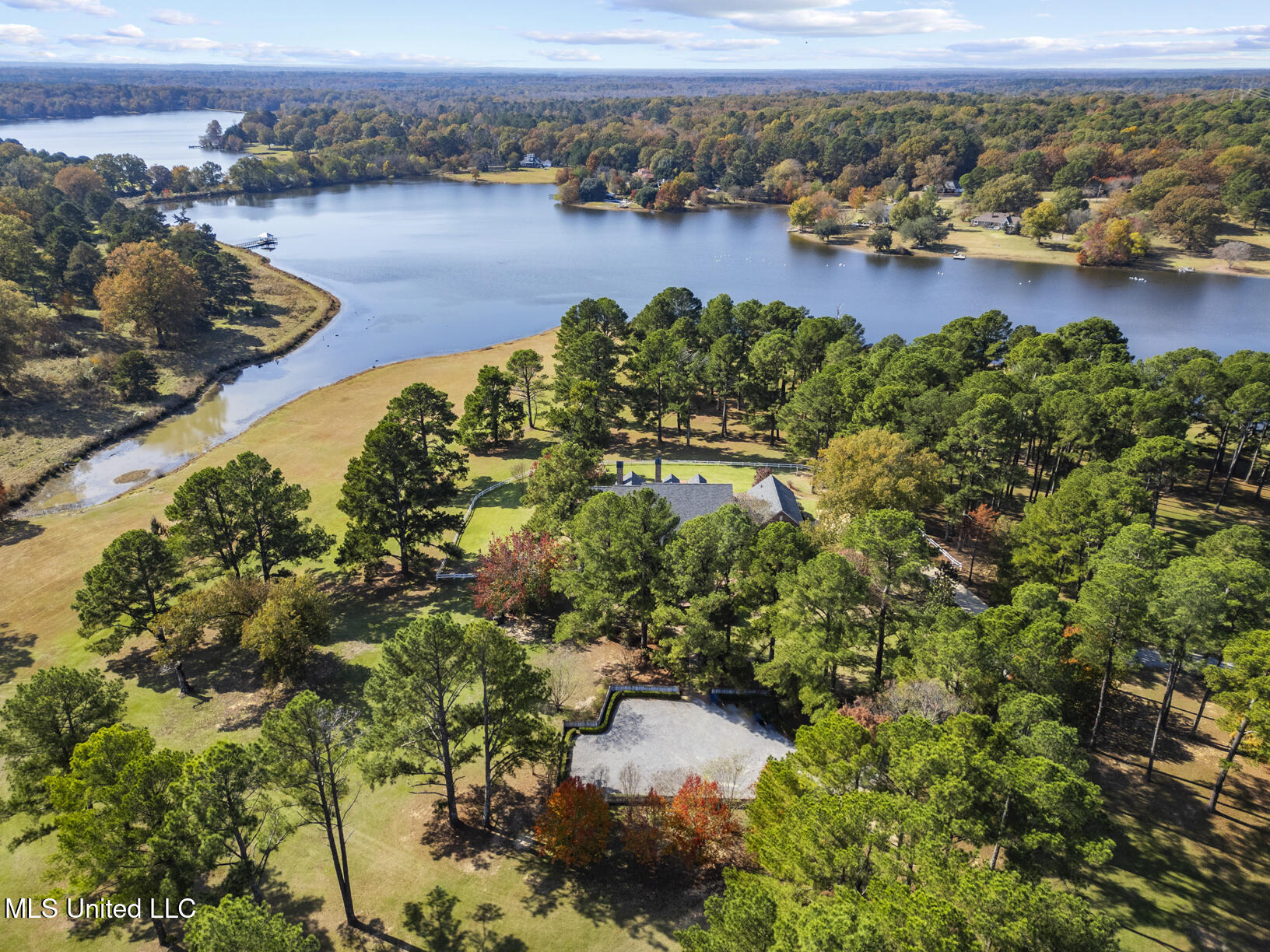 1039 Cedar Hill Road Property Photo 2