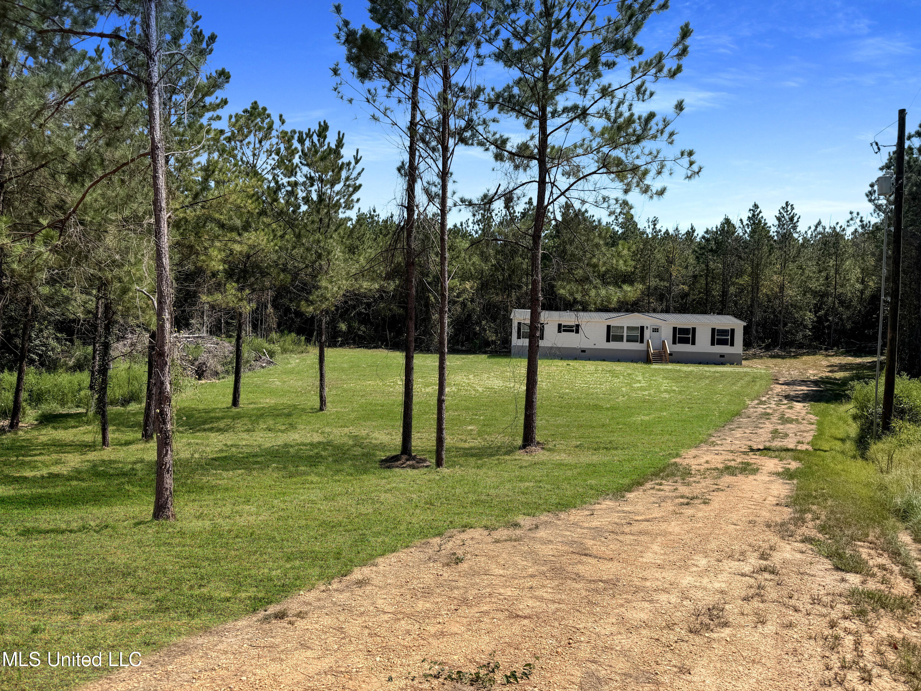 108 Brumley Lane Property Photo 1