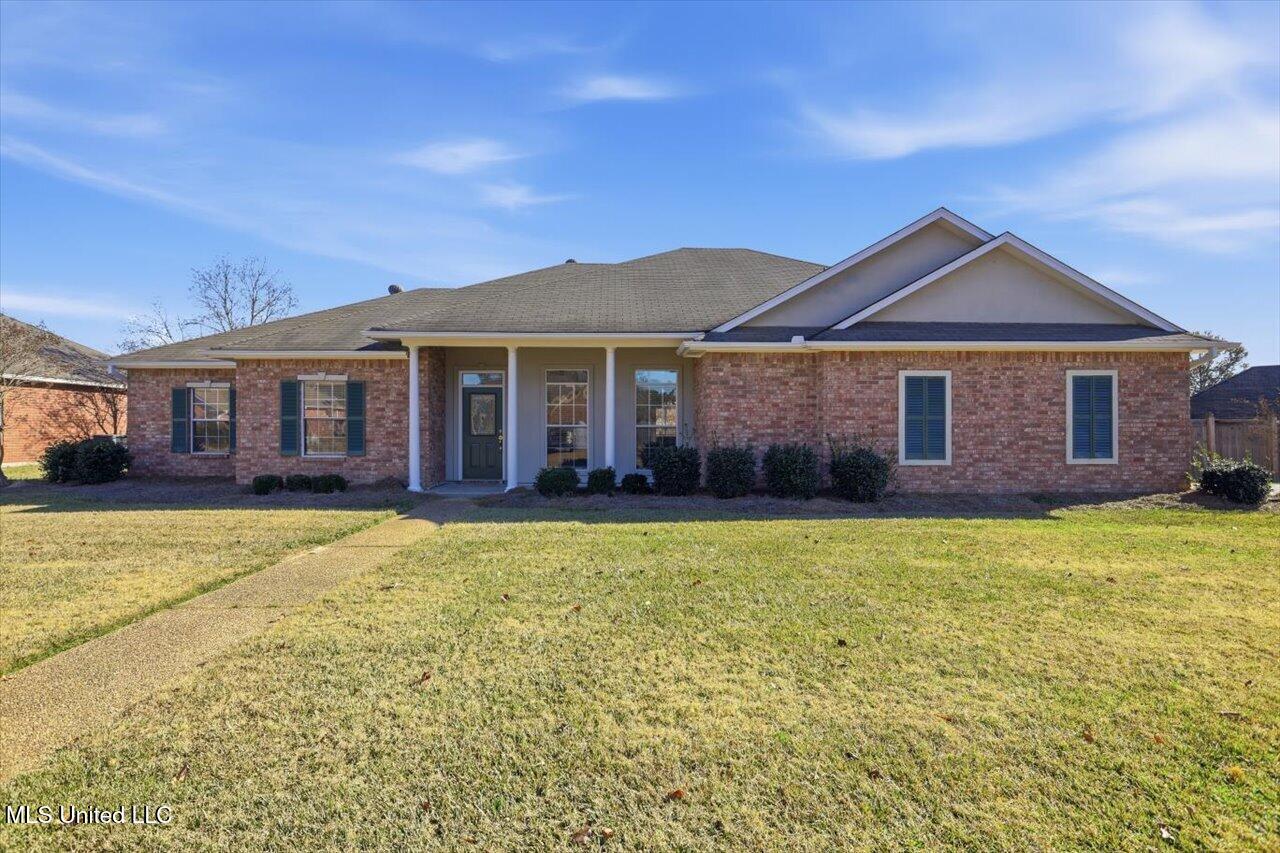 221 Kirkwood Drive Property Photo 1