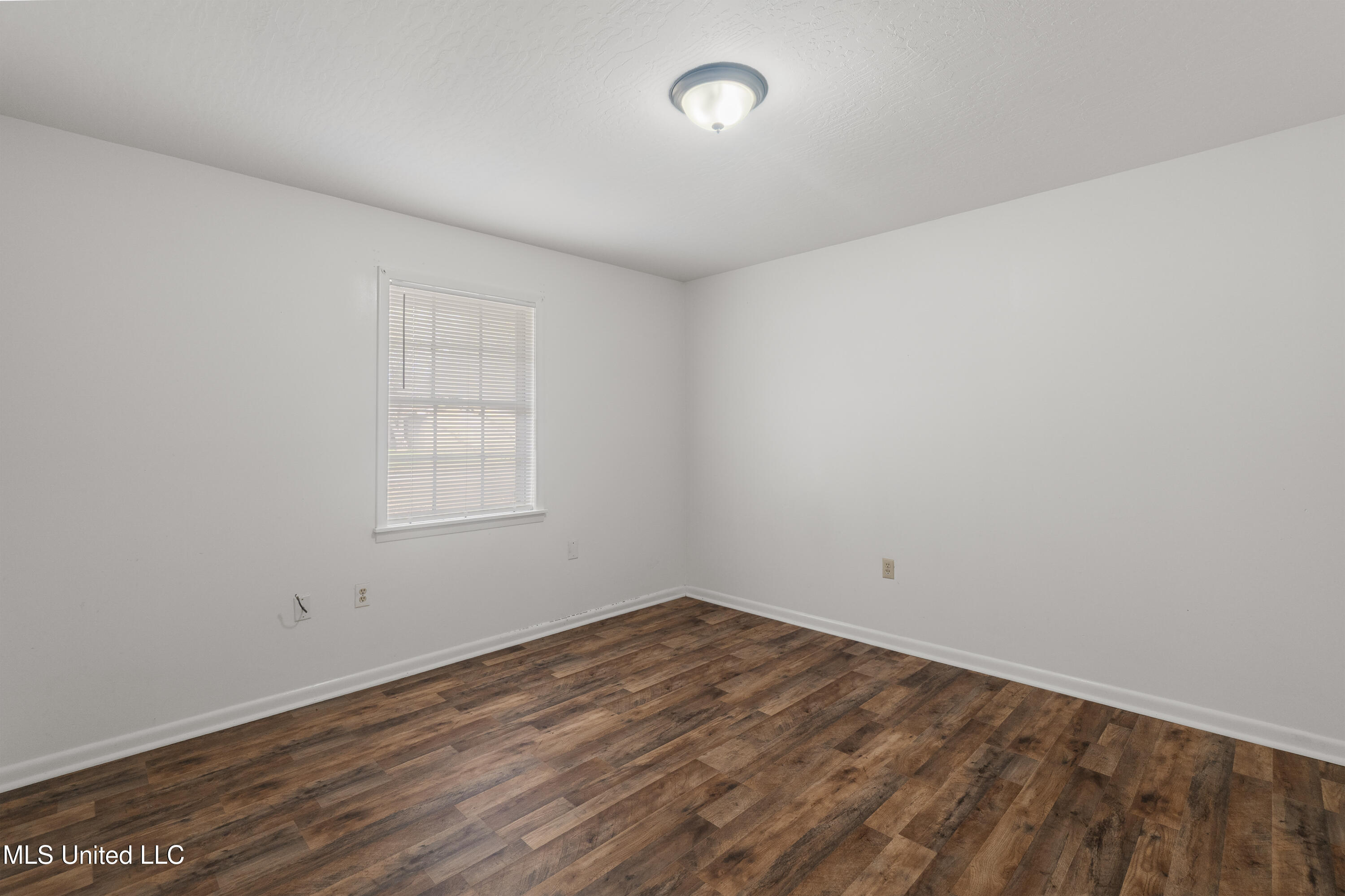 301 W Ray Drive Property Photo 24