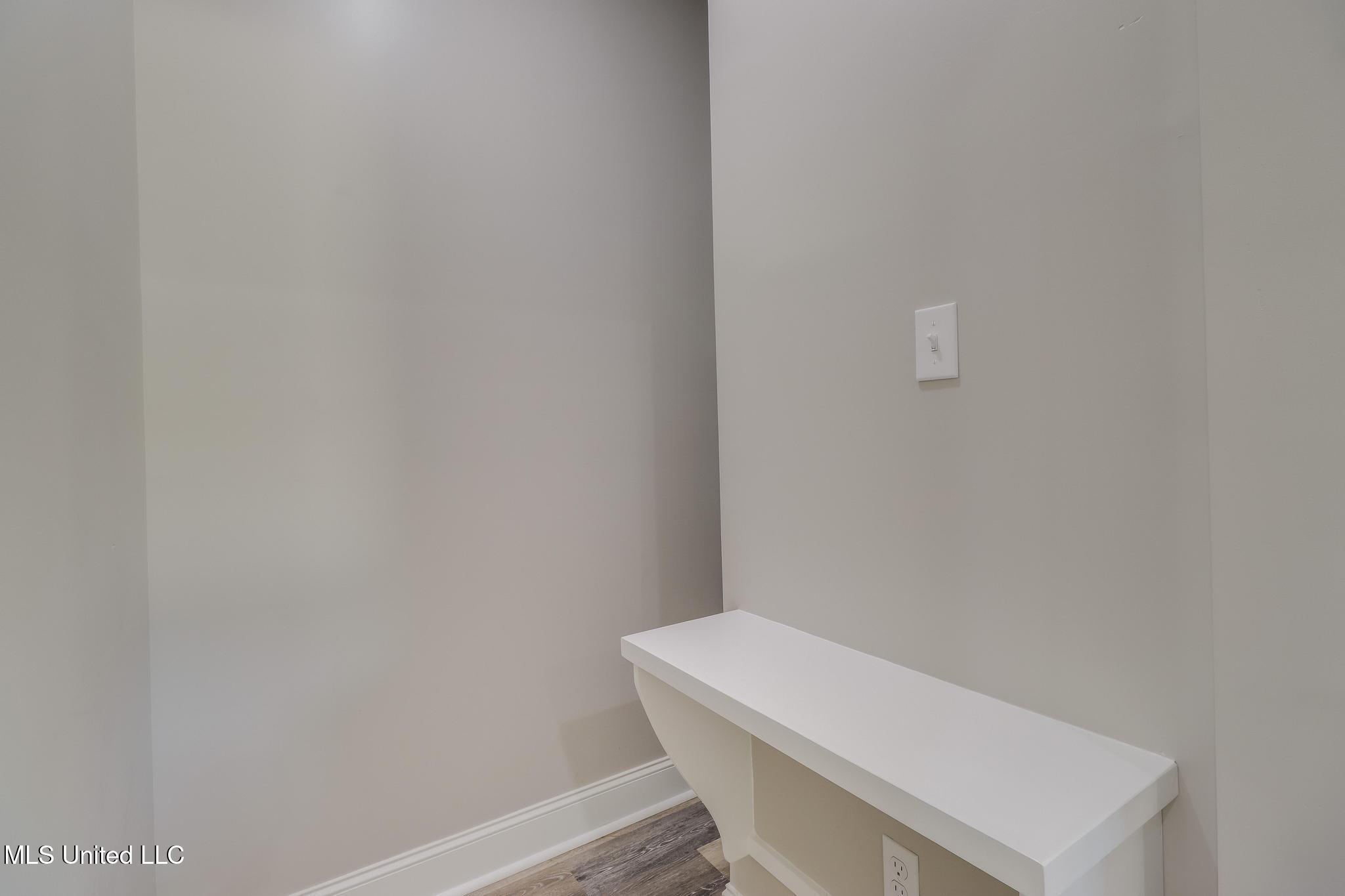 14309 4th Avenue Property Photo 10
