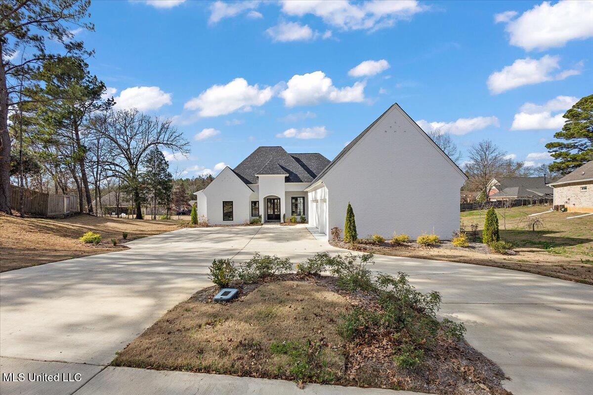 111 Grand Oak Boulevard Property Photo 2