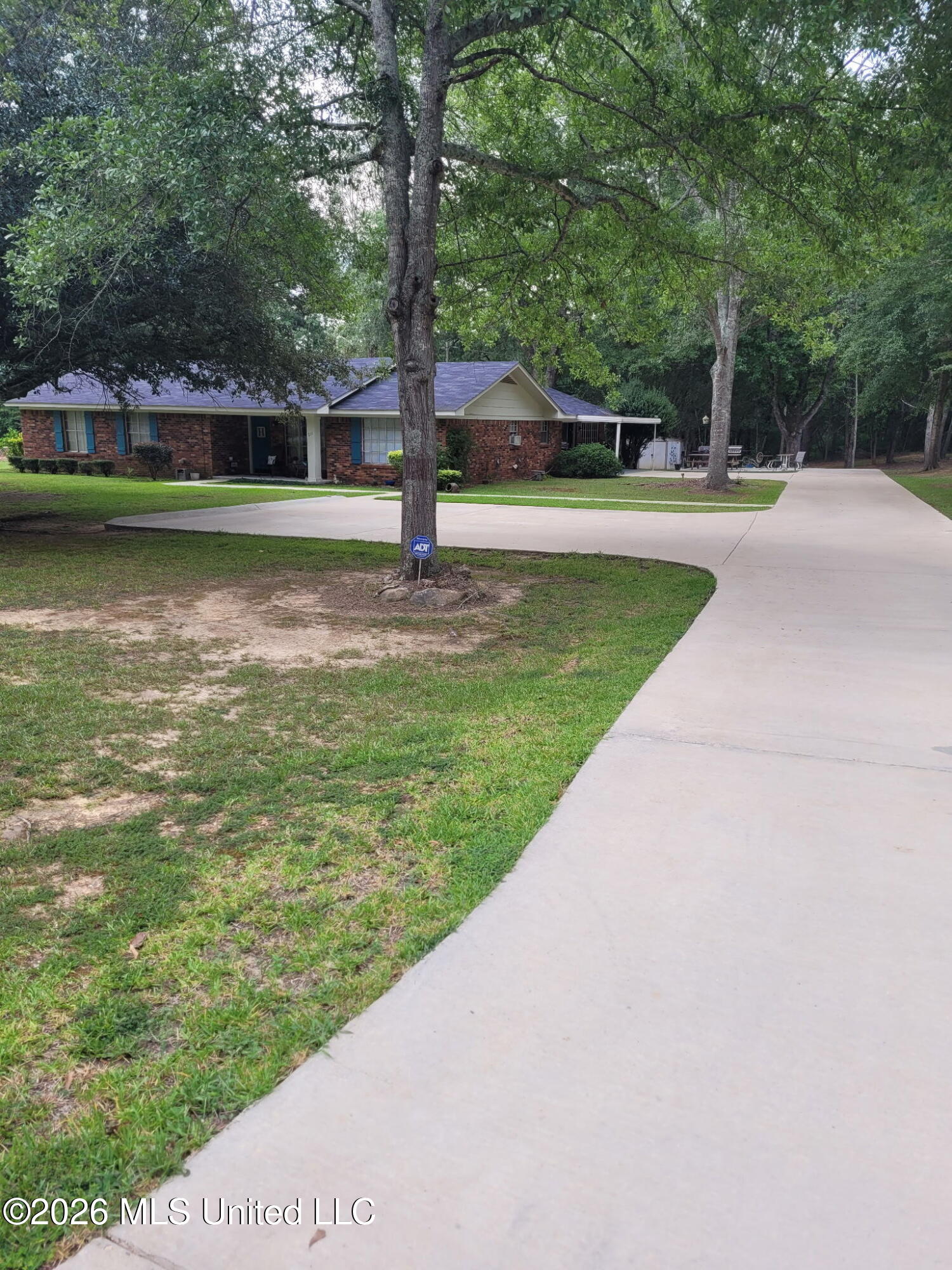 211 Highway 487 Property Photo 5