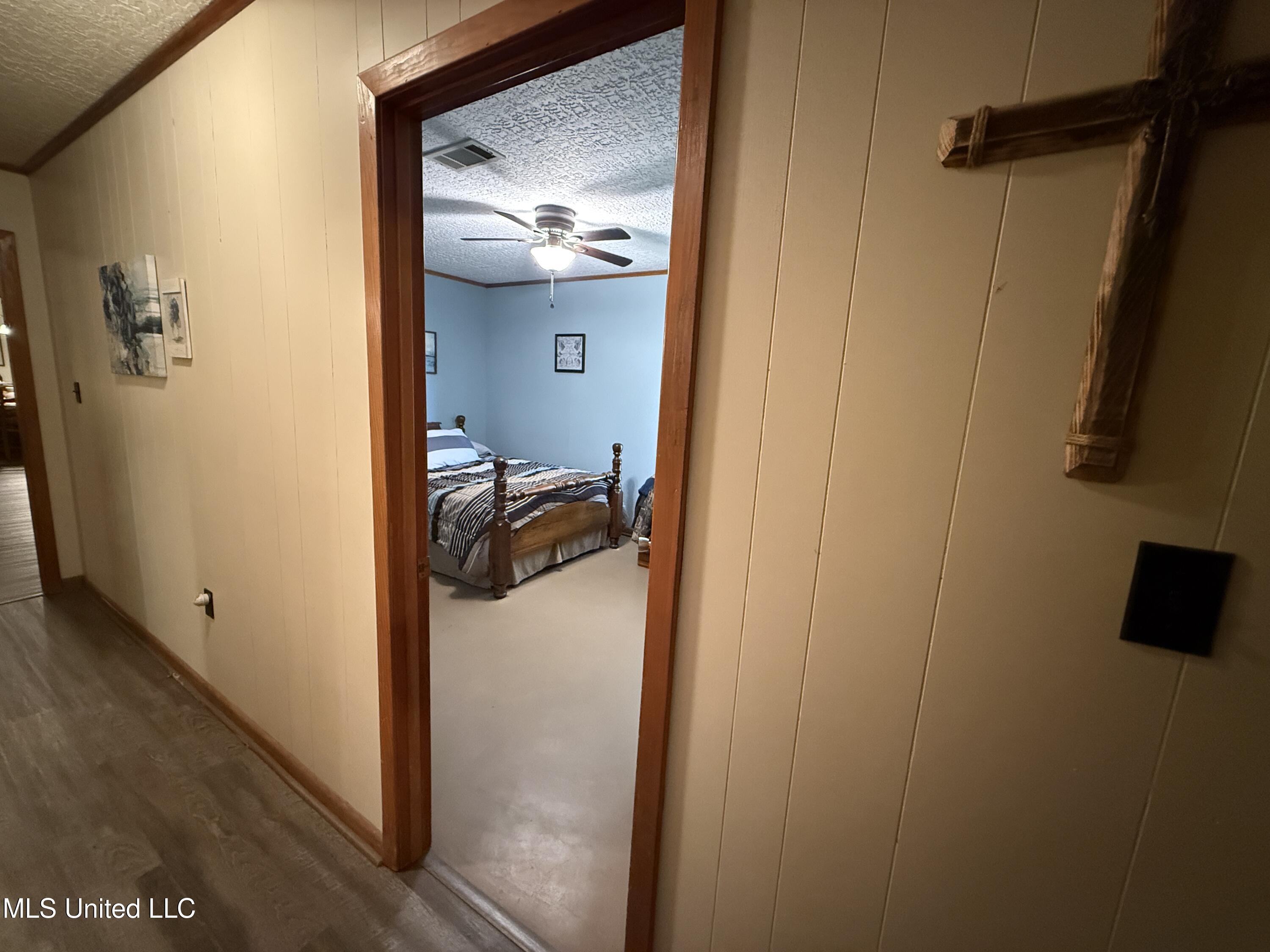 211 Highway 487 Property Photo 28