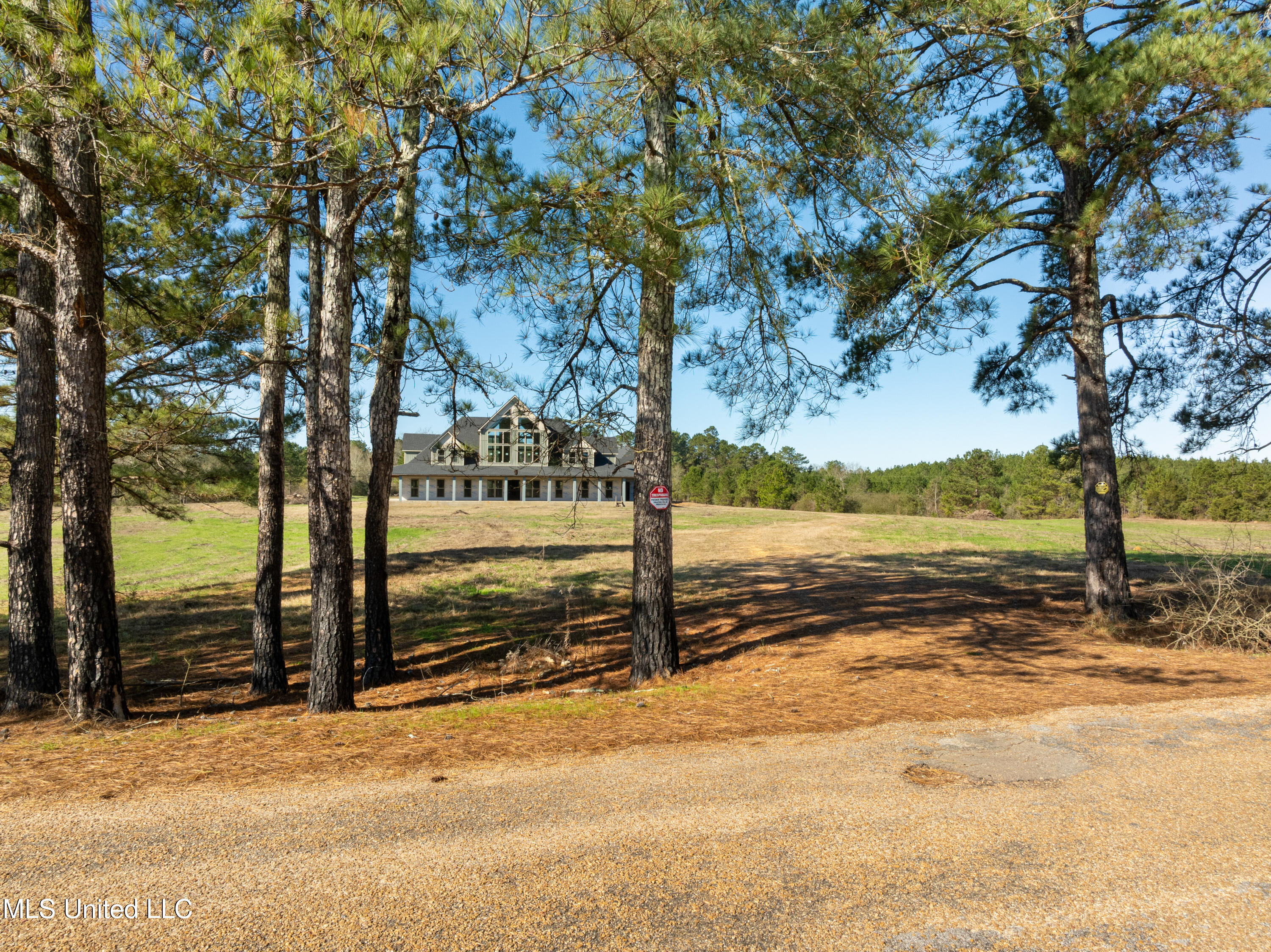 121 Mack Cemetery Road Property Photo 2