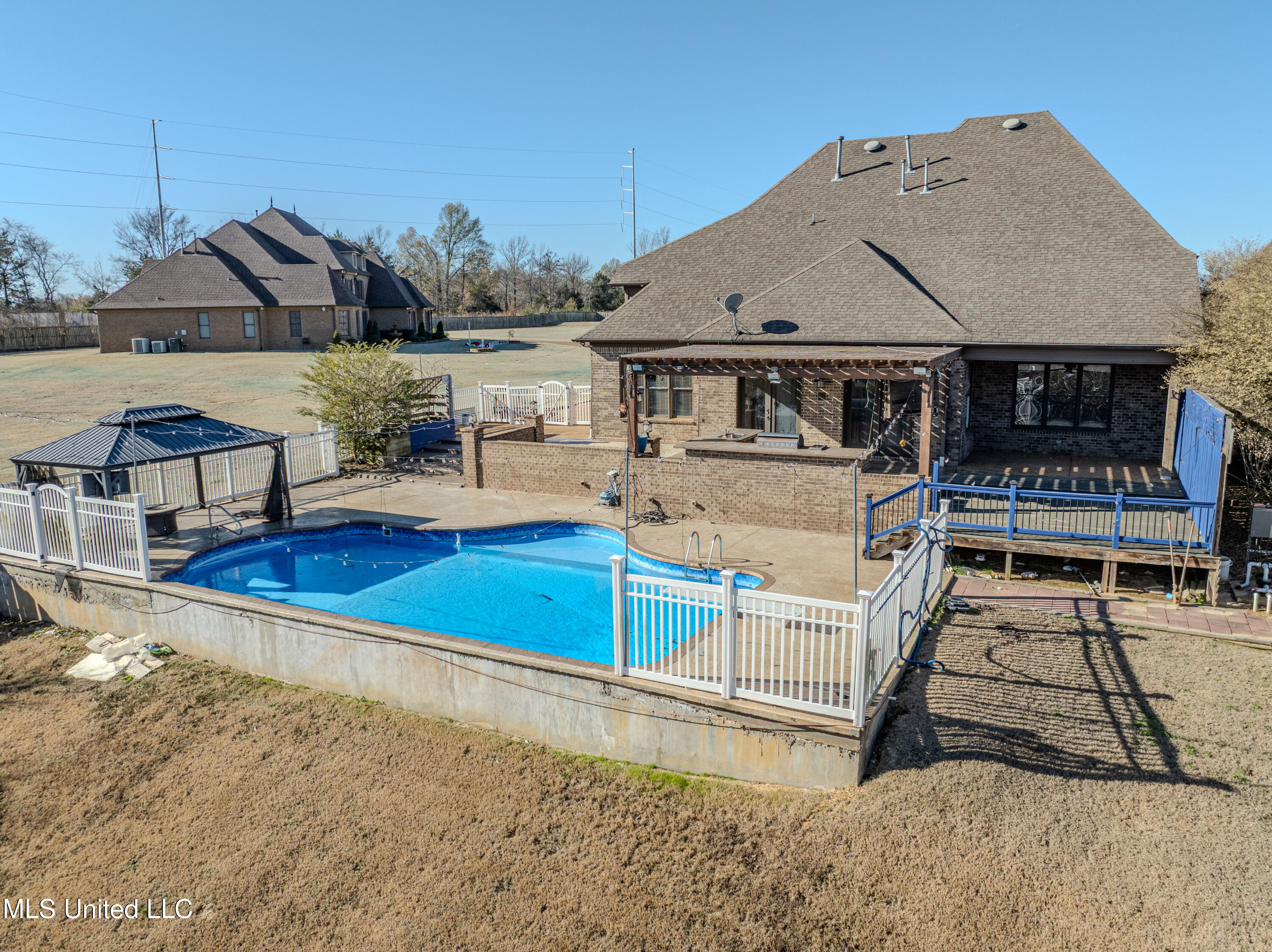 6394 Cody Cove Property Photo 15
