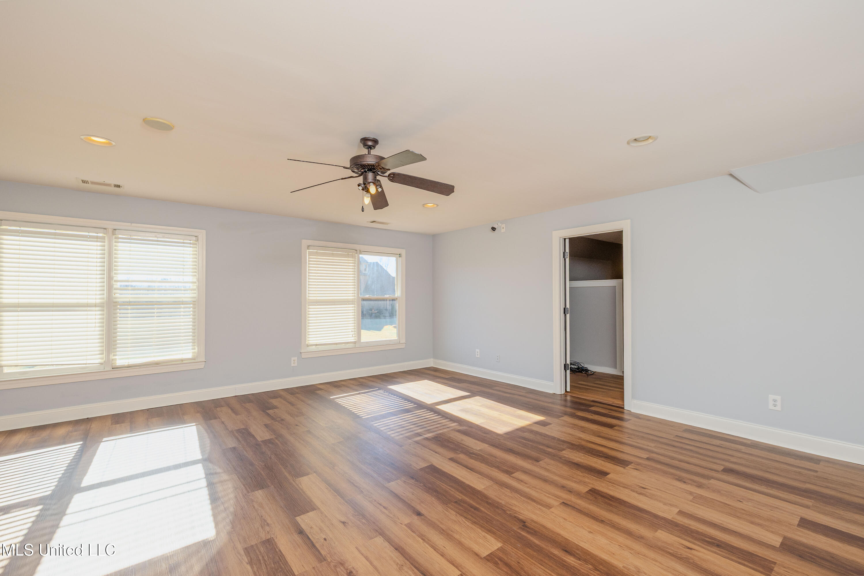 6394 Cody Cove Property Photo 24