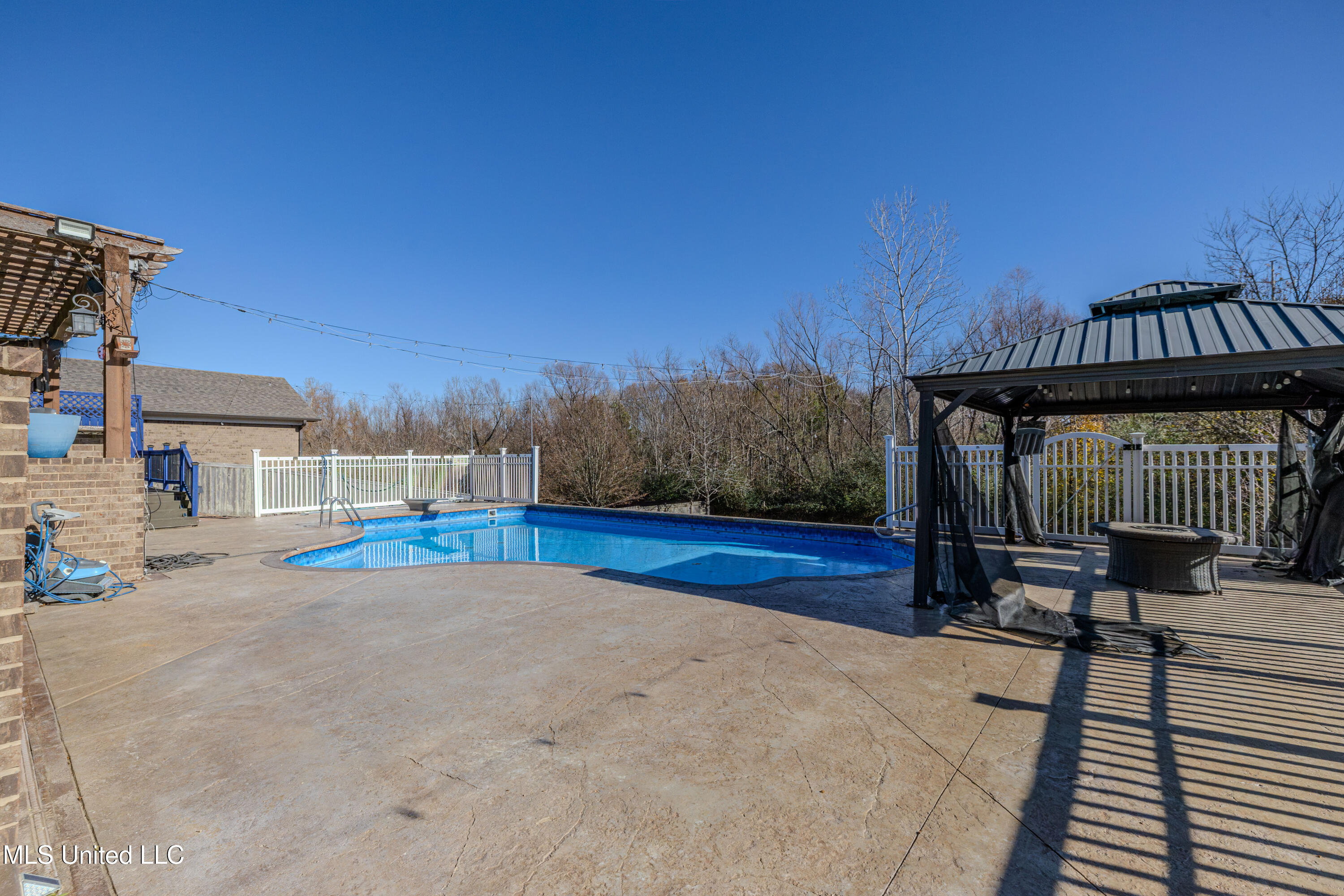 6394 Cody Cove Property Photo 36