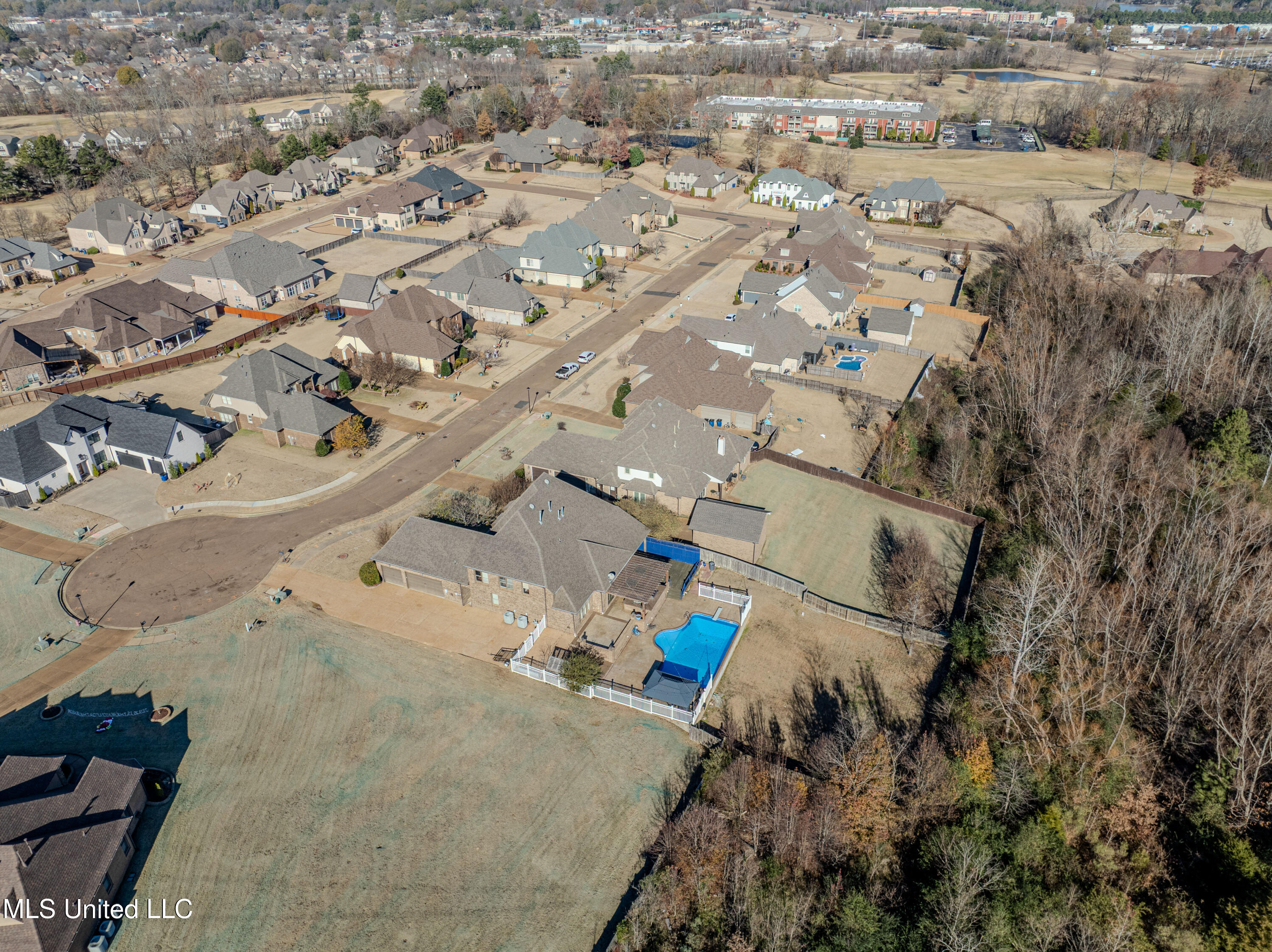 6394 Cody Cove Property Photo 47