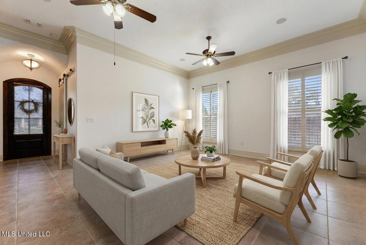4 Rue Orleans Property Photo 3