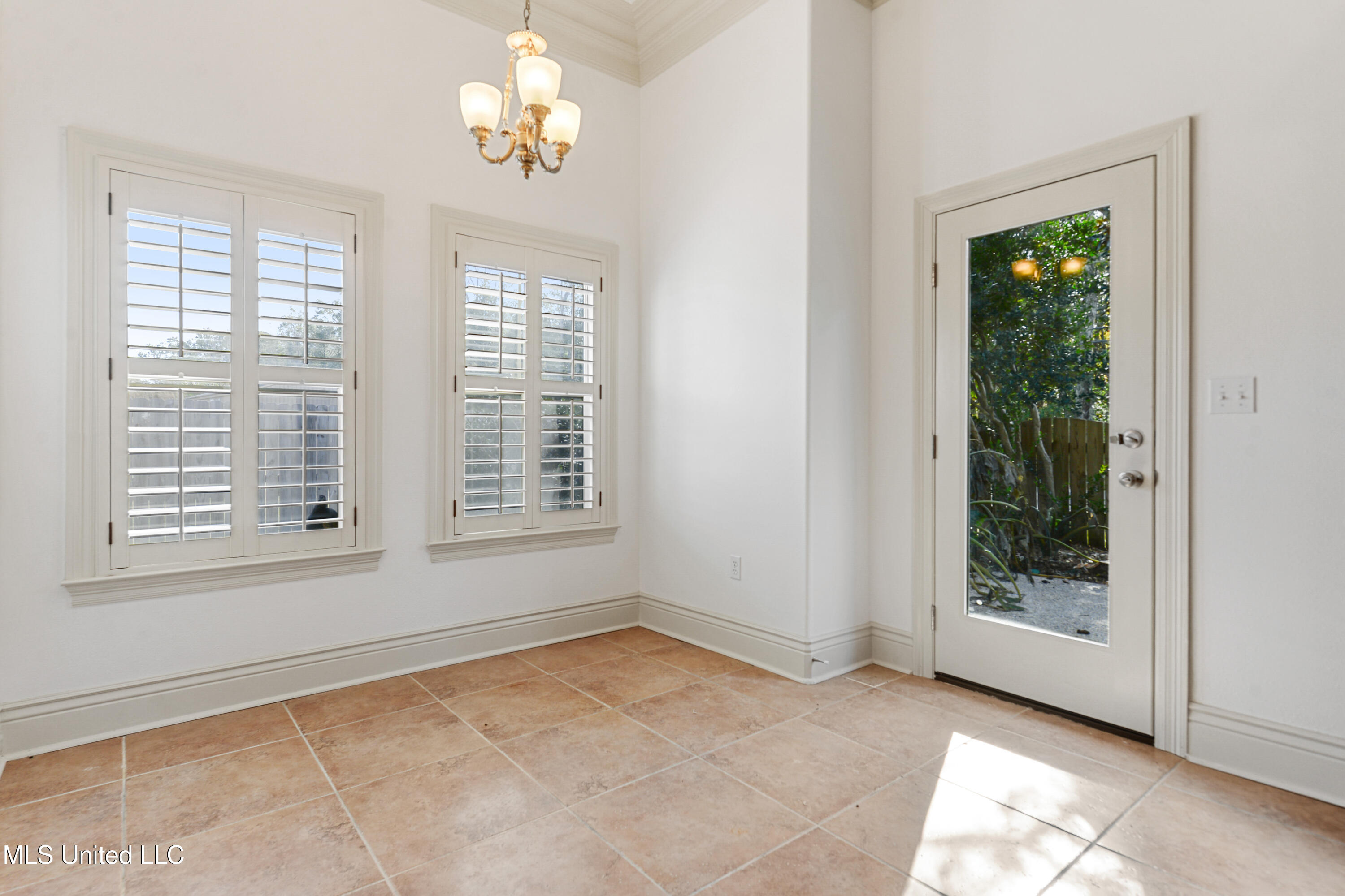 4 Rue Orleans Property Photo 10