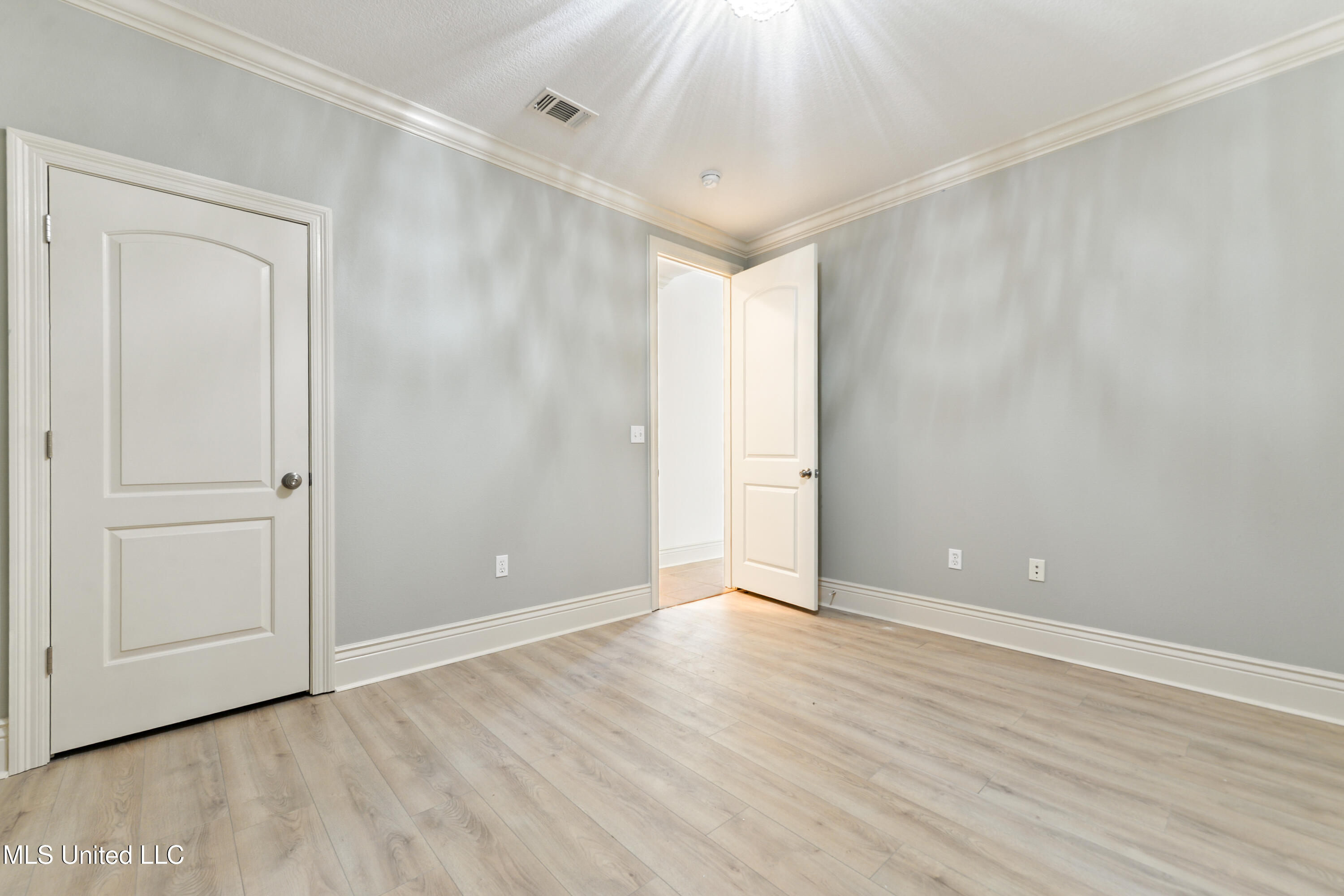 4 Rue Orleans Property Photo 18