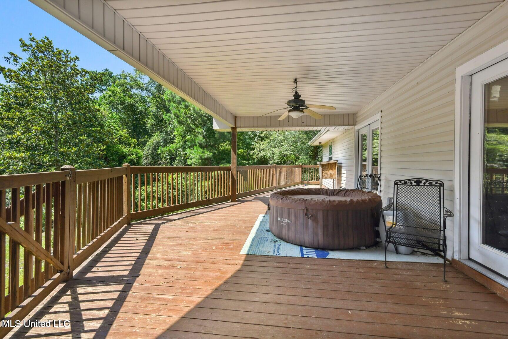 19639 Laterre Drive Property Photo 3