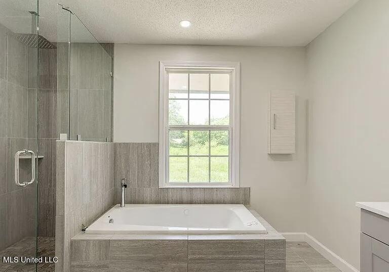 6535 Lakeshore Road Property Photo 6