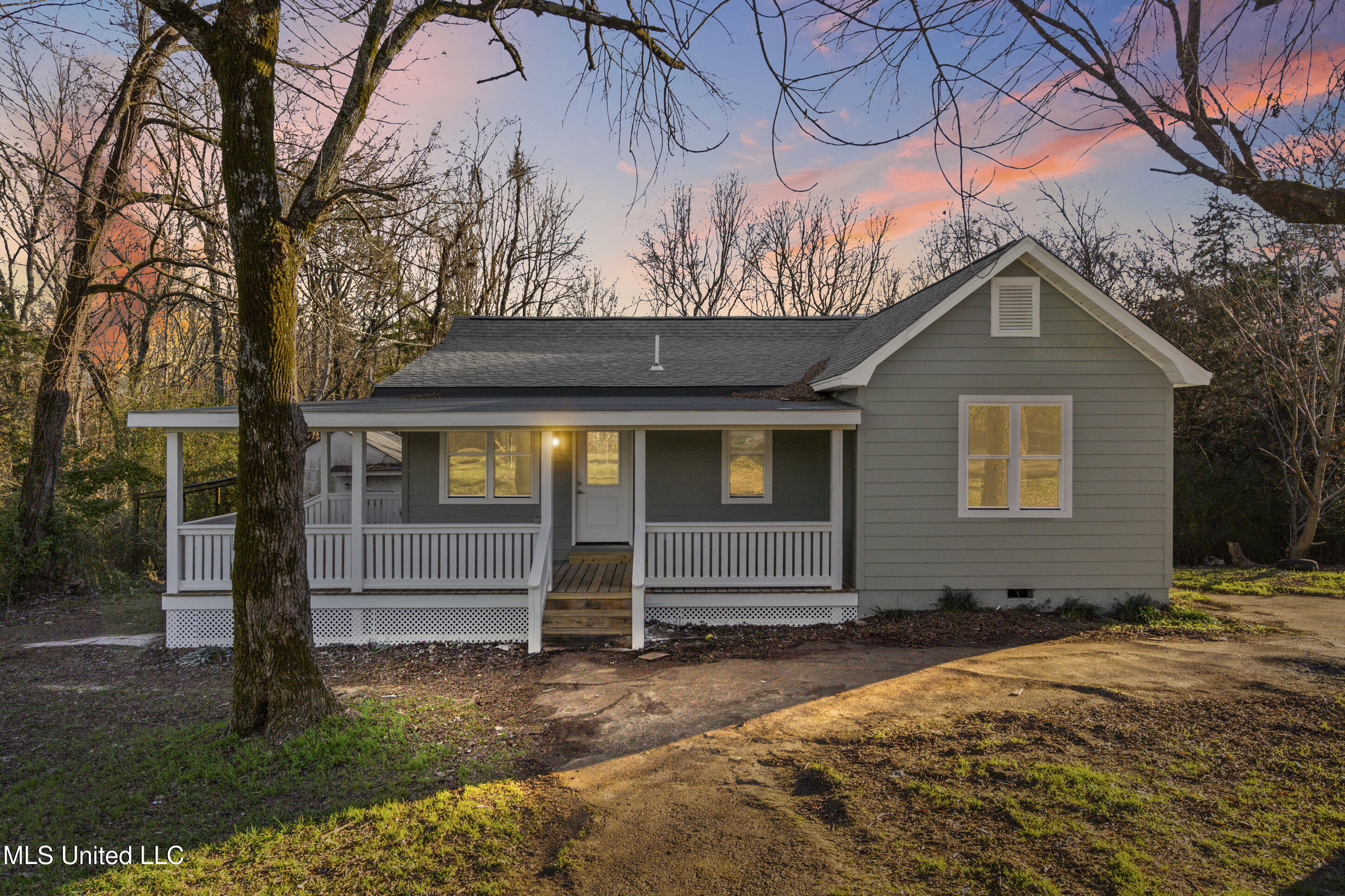 147 Crockett Road Property Photo 1