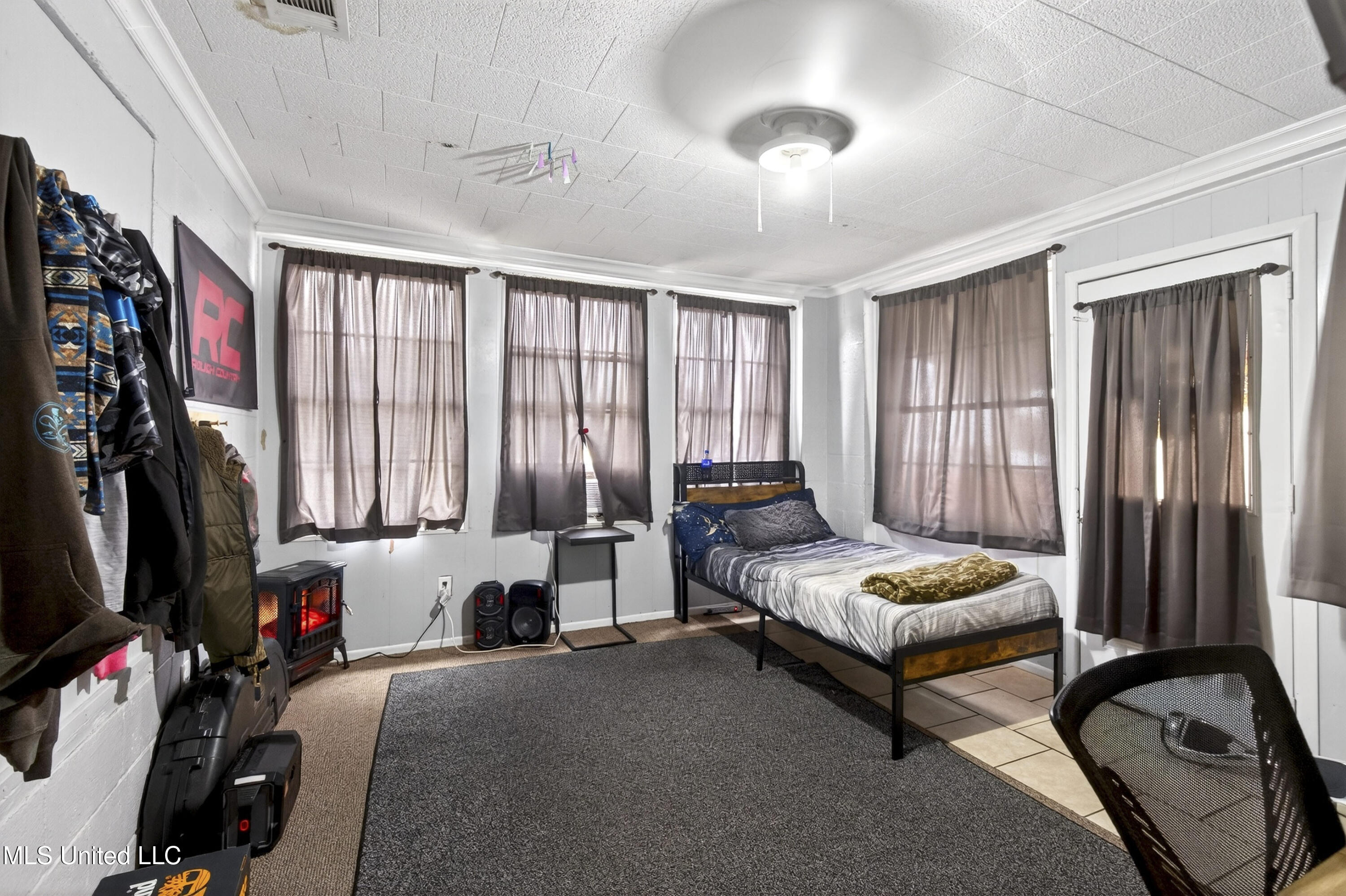7621 Elder Ferry Road Property Photo 18
