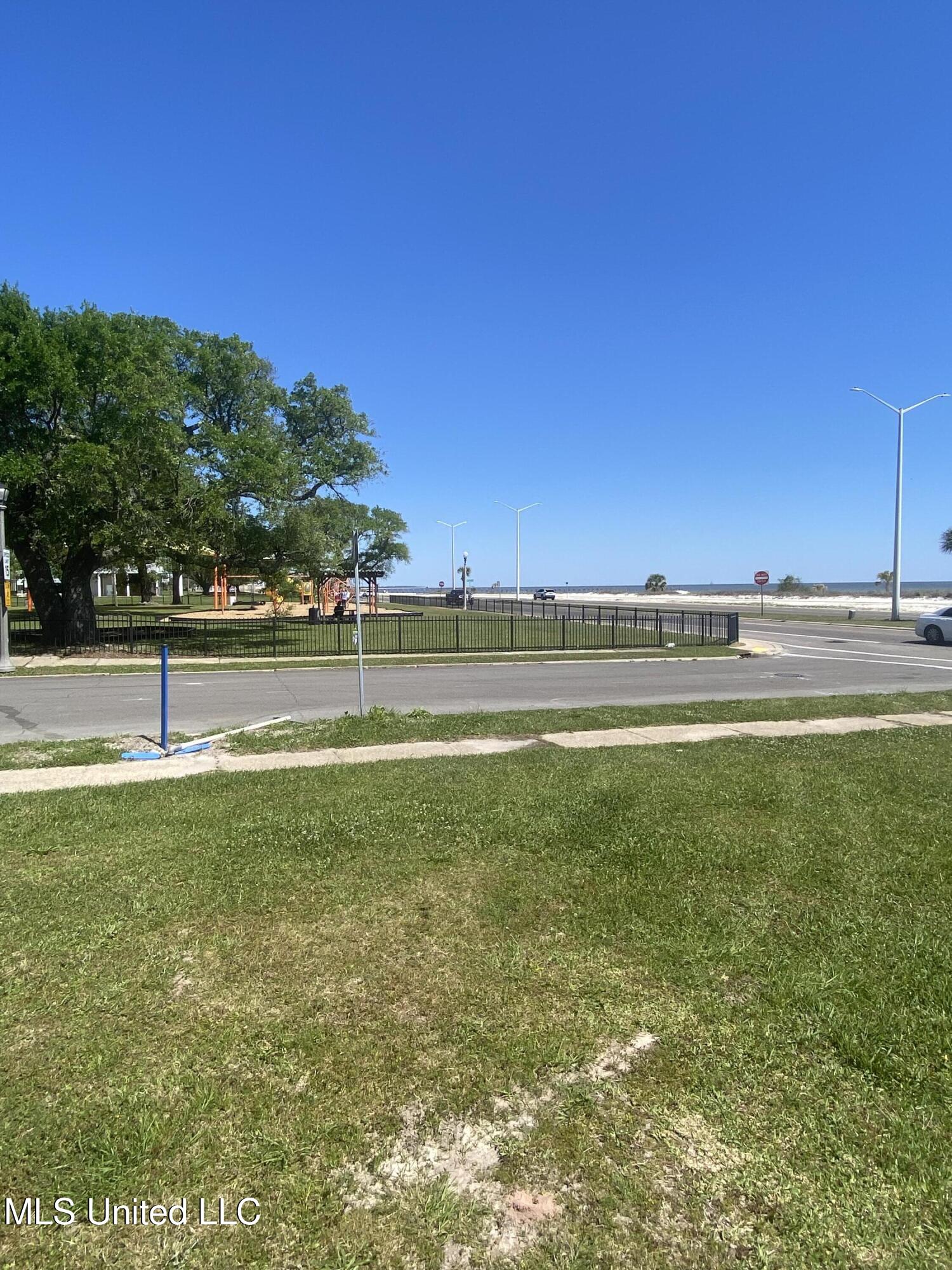 1602 Beach Boulevard Property Photo 3