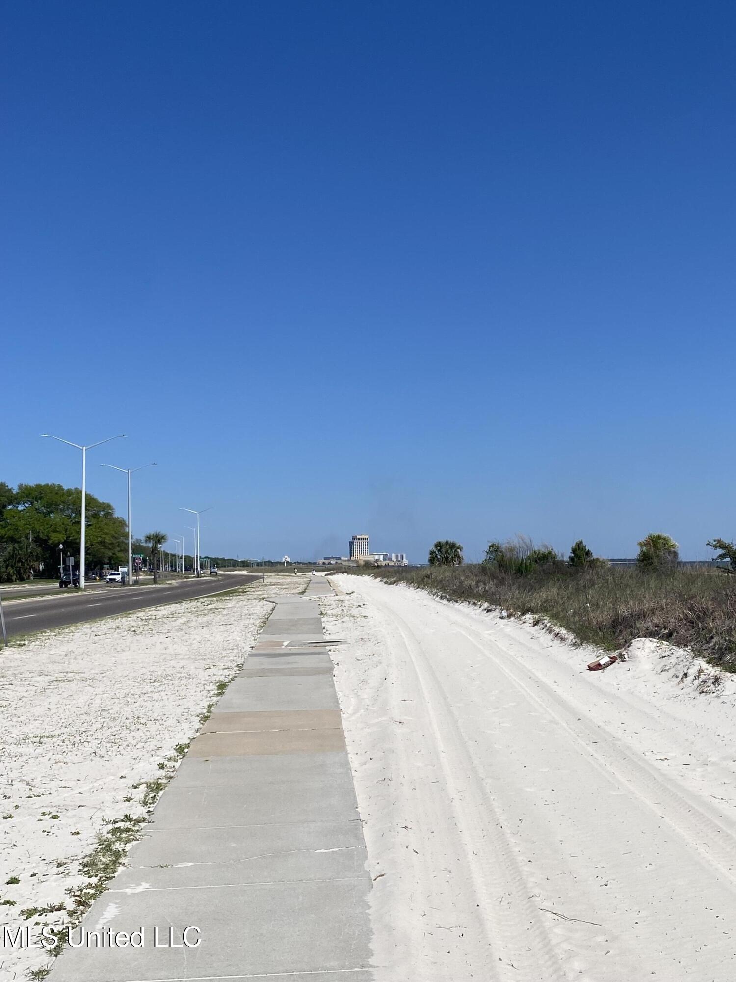 1602 Beach Boulevard Property Photo 5
