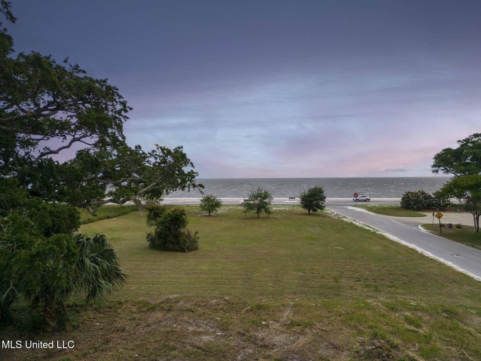 120 Boisdore Avenue Property Photo 8