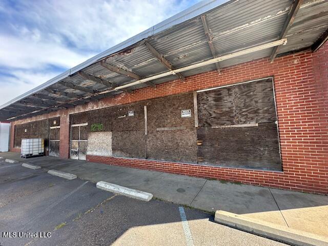 1240 Ellis Avenue Property Photo 2