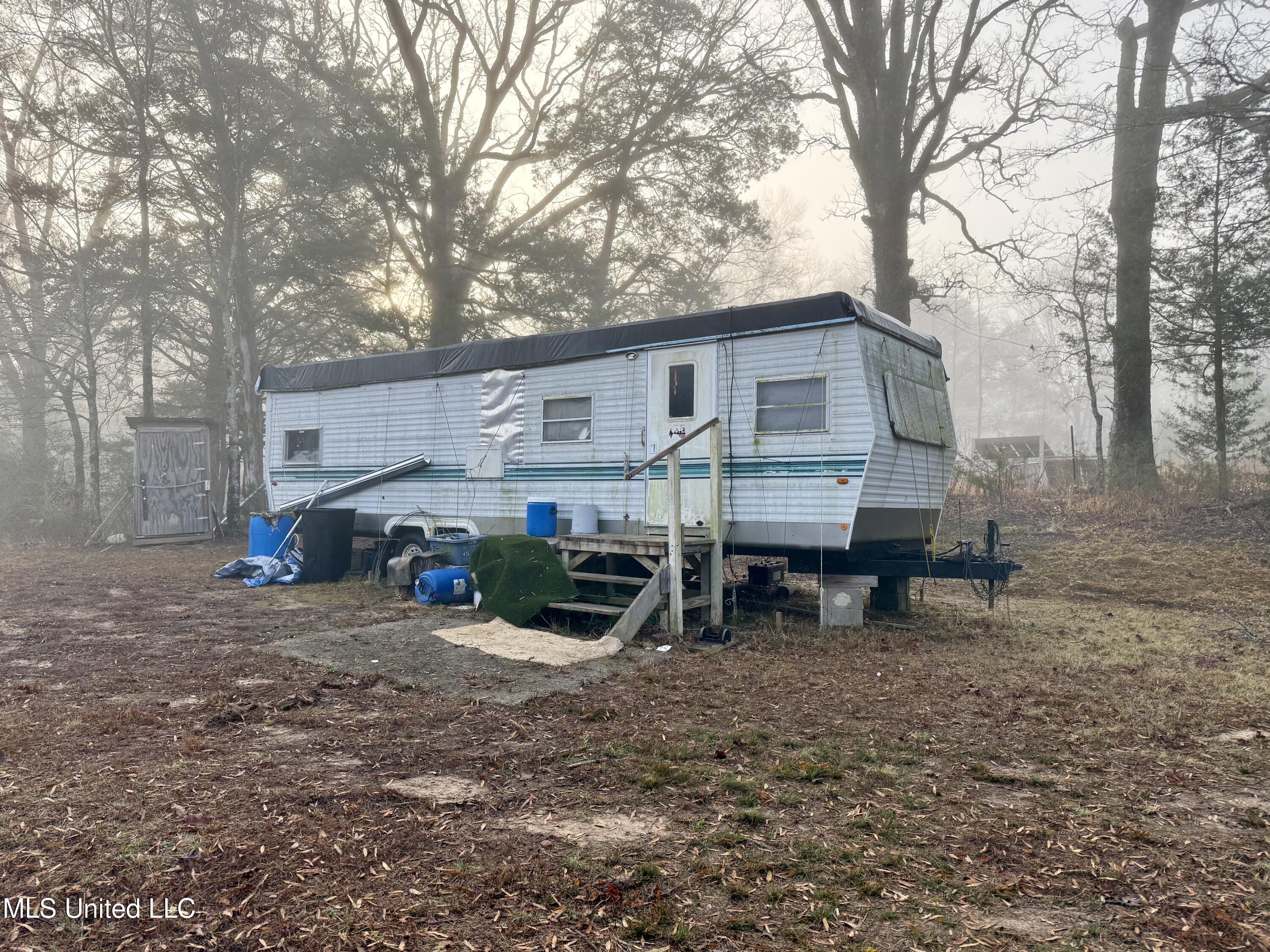 960 Old 51 Road Property Photo 17