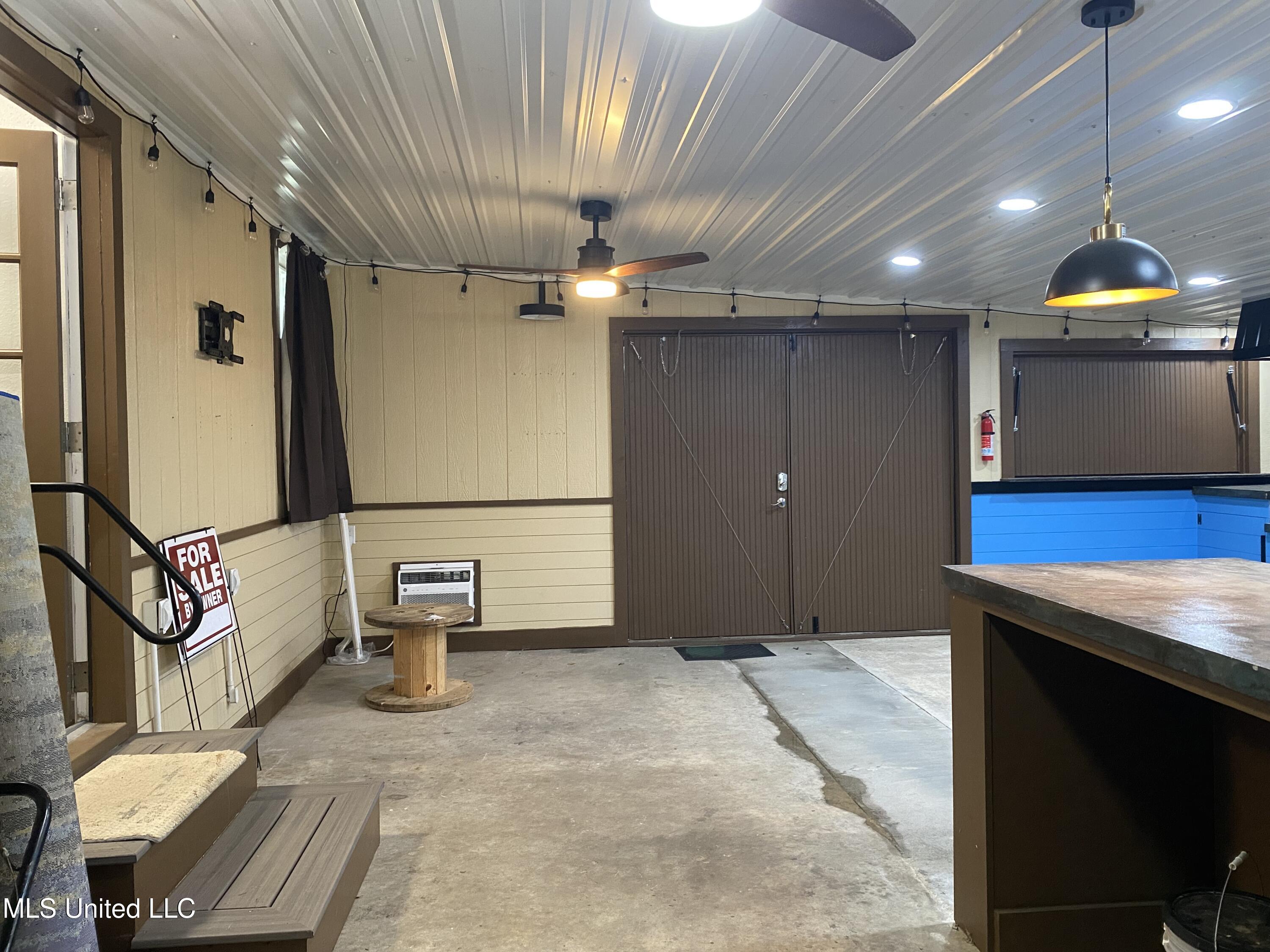 625 Susan Circle Property Photo 29