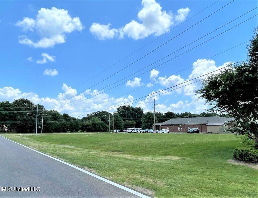401 Getwell Road Property Photo 3
