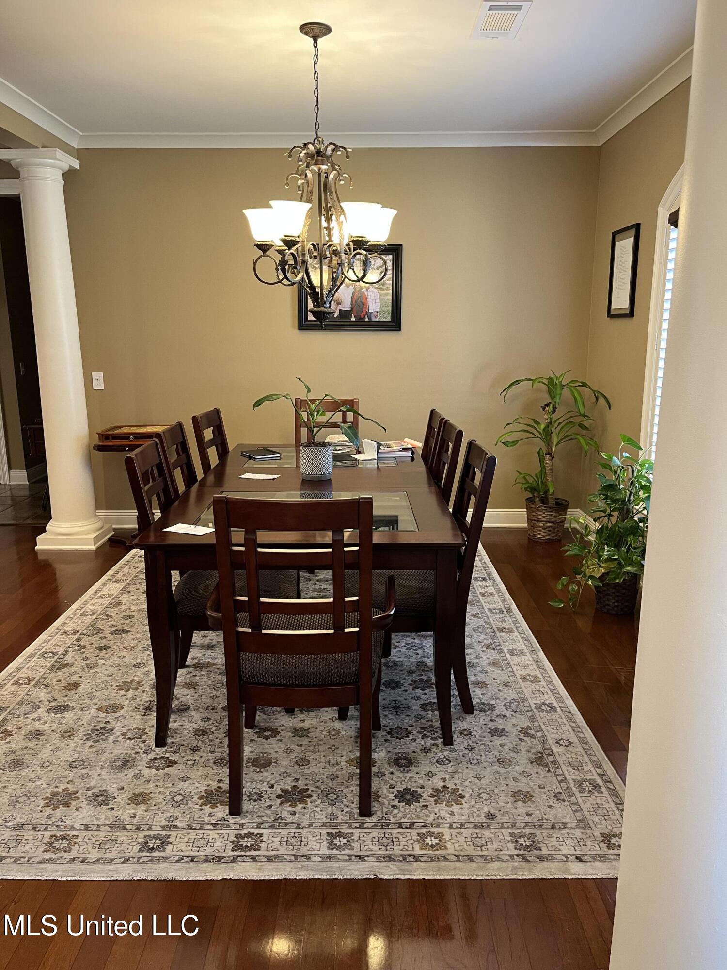 5311 Linmoor Drive Property Photo 2