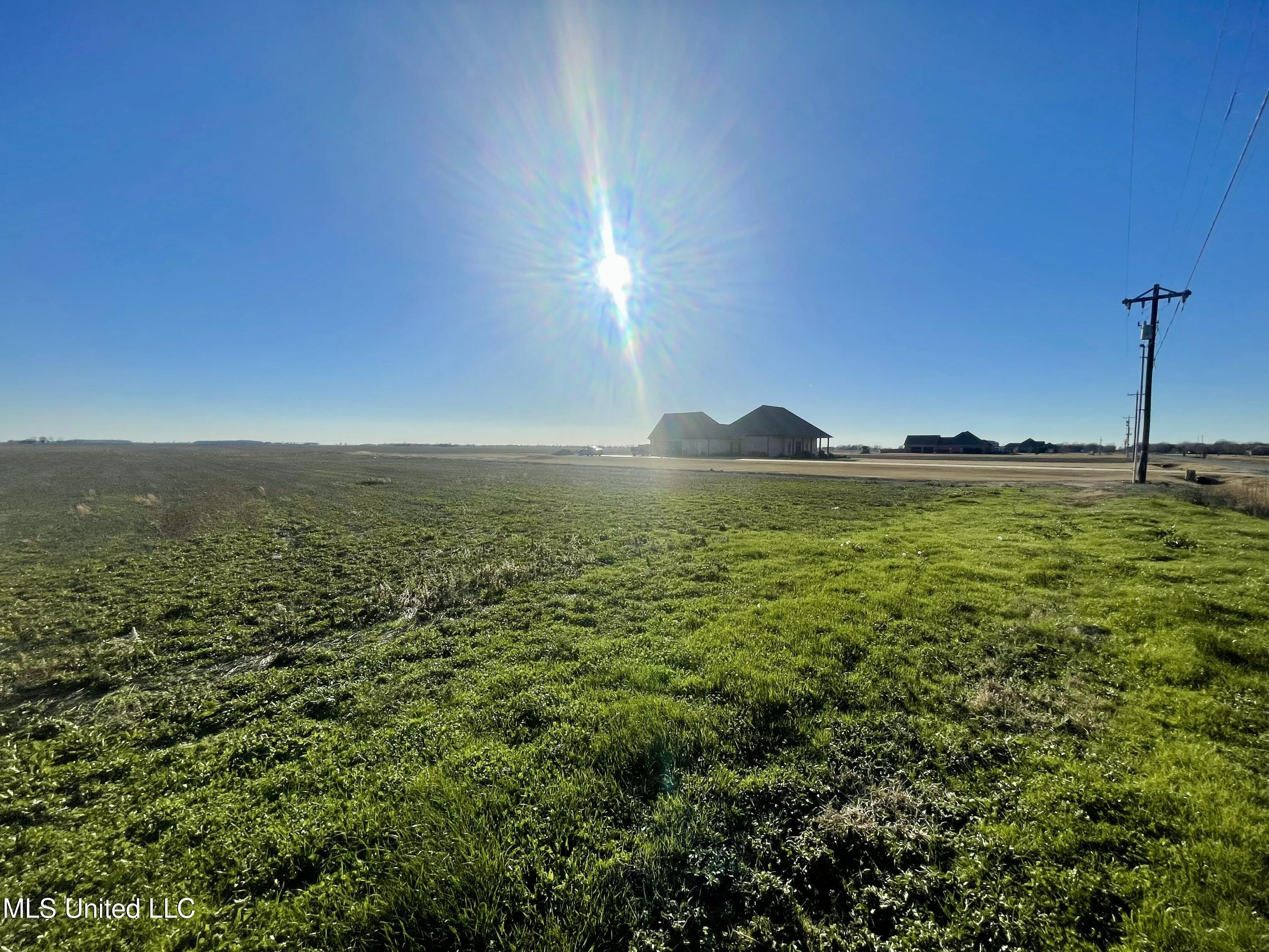Laughlin Road Property Photo 3