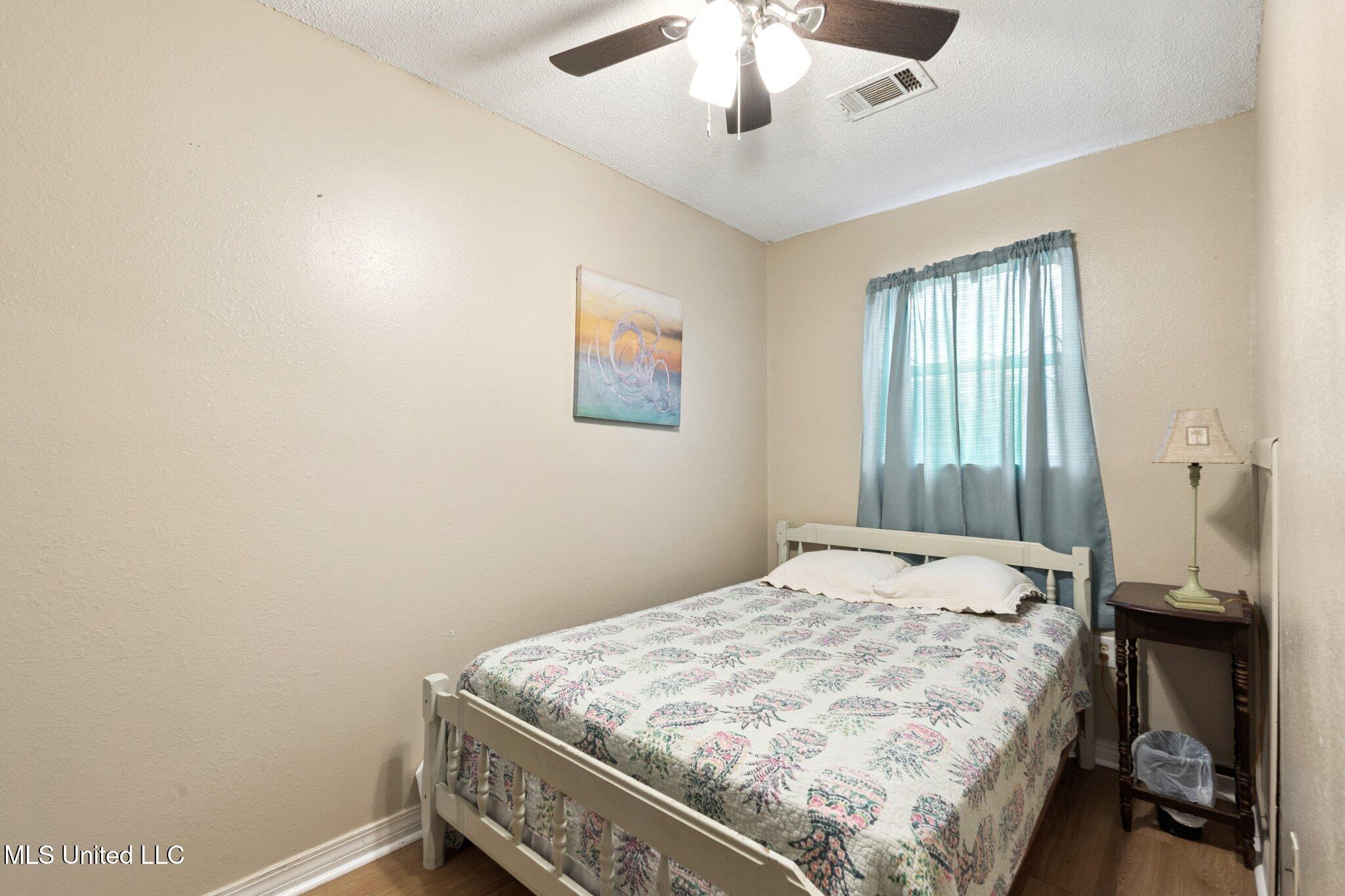 4254 1st Avenue Property Photo 12