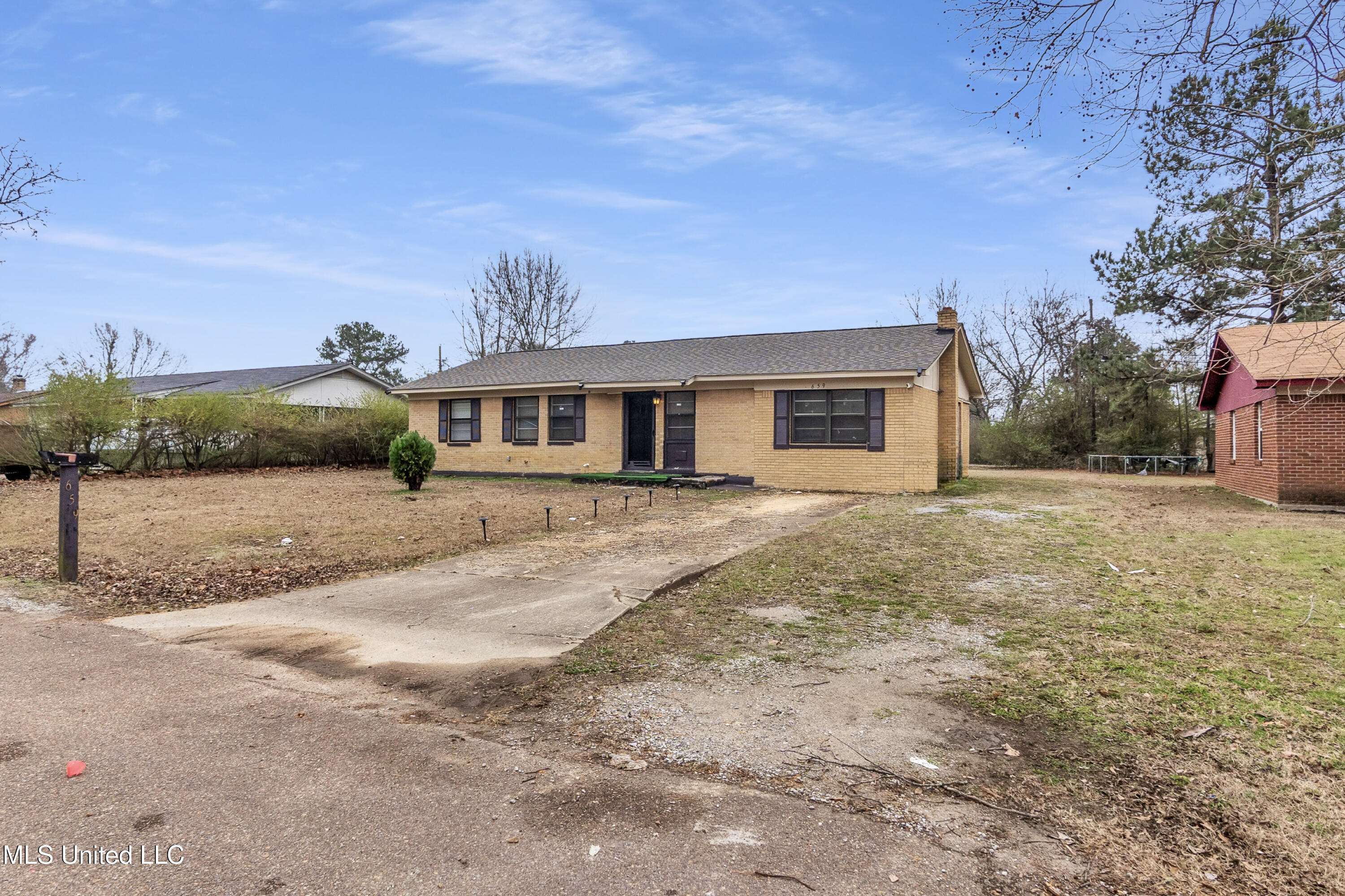 659 Cottrell Avenue Property Photo 2