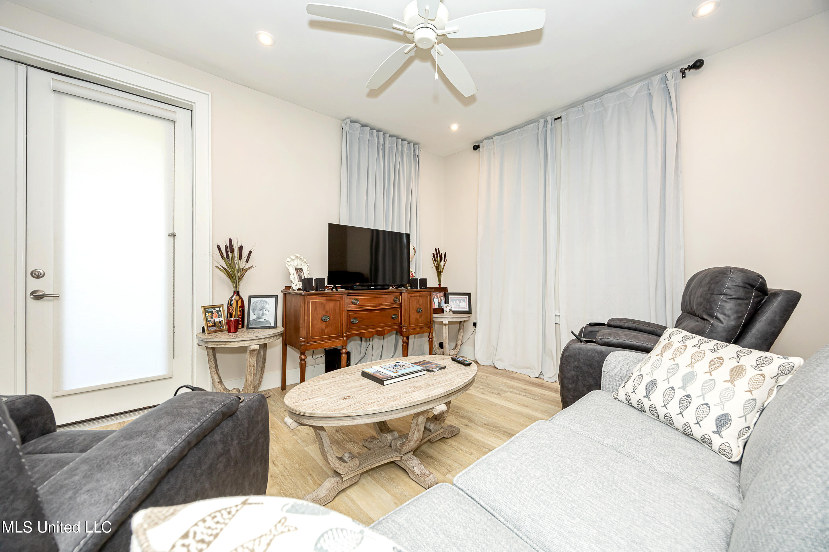 2501 Bienville Boulevard Property Photo 3