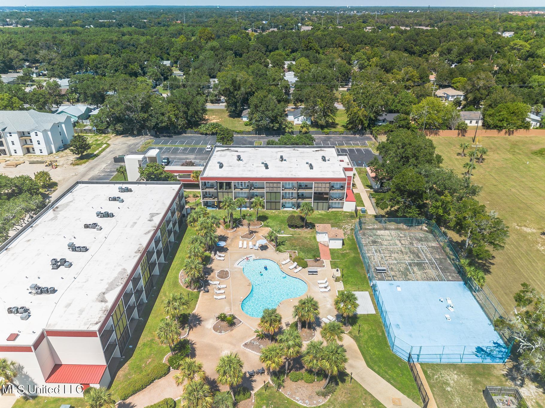 2046 Beach Boulevard Property Photo 1