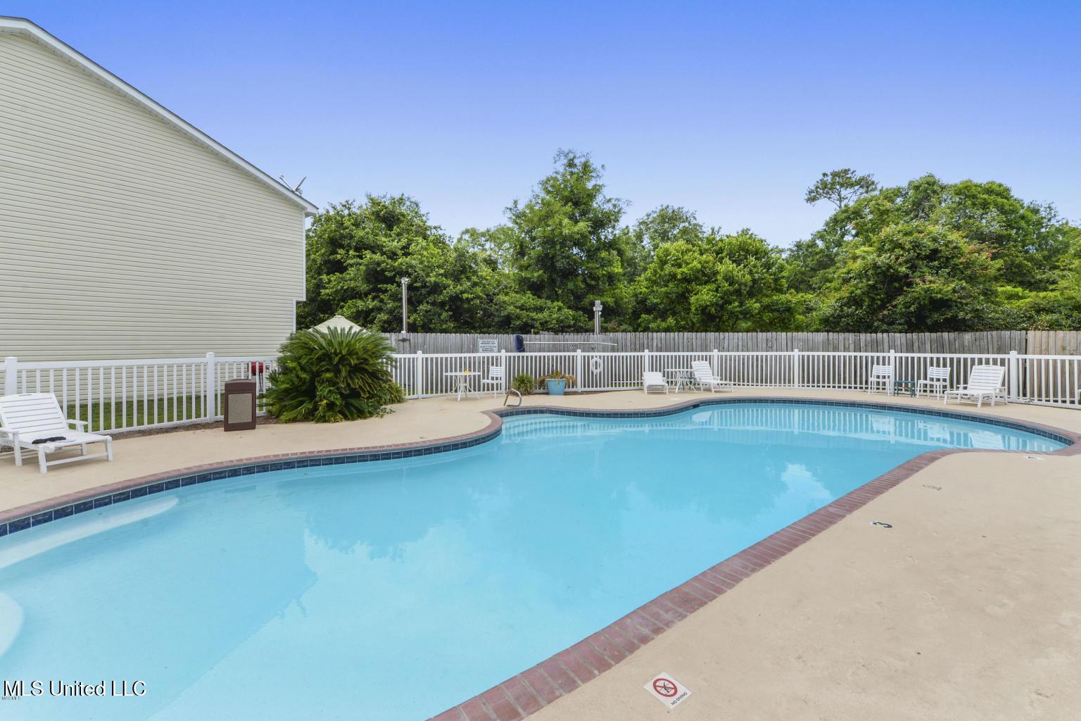 1171 Century Oaks Drive Property Photo 27