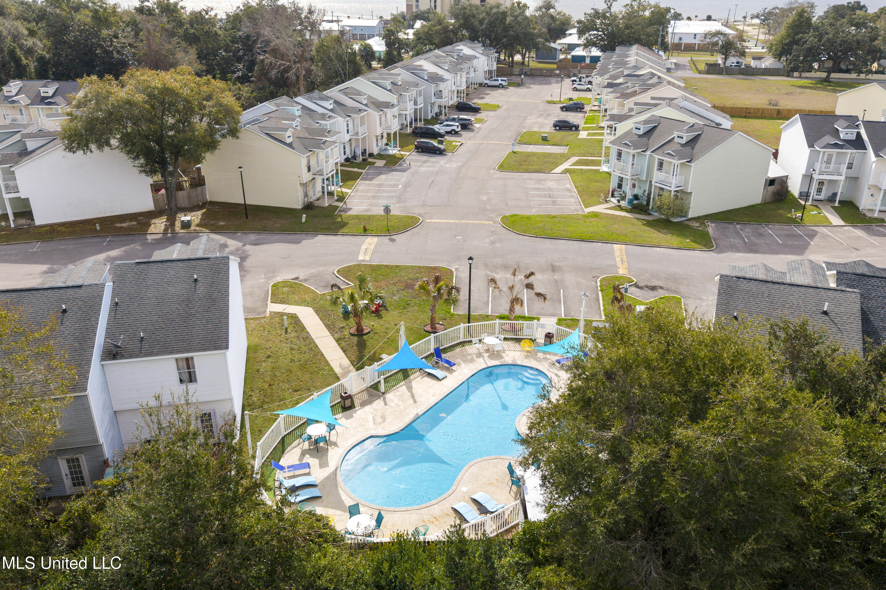 1171 Century Oaks Drive Property Photo 37